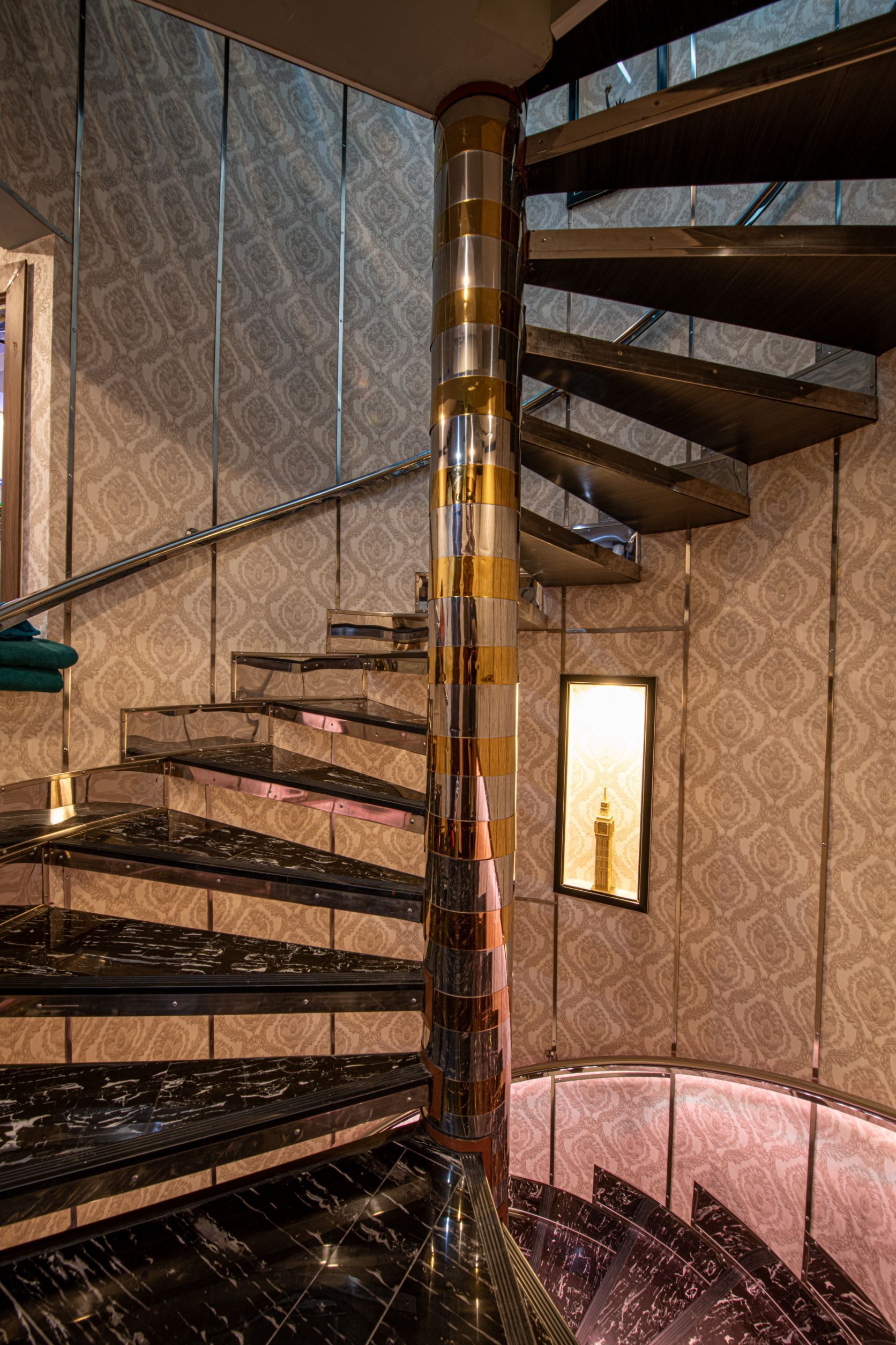 The Globe Hotel Bar and Restaurant