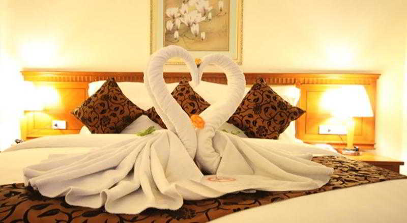 The Golden Ville Boutique Style Living