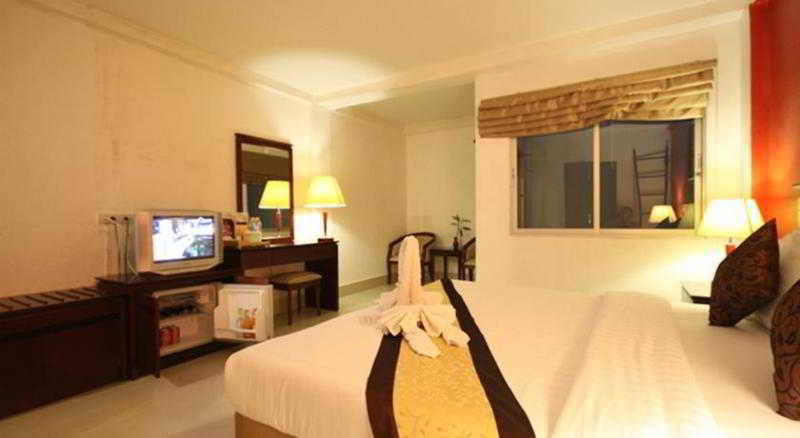 The Golden Ville Boutique Style Living