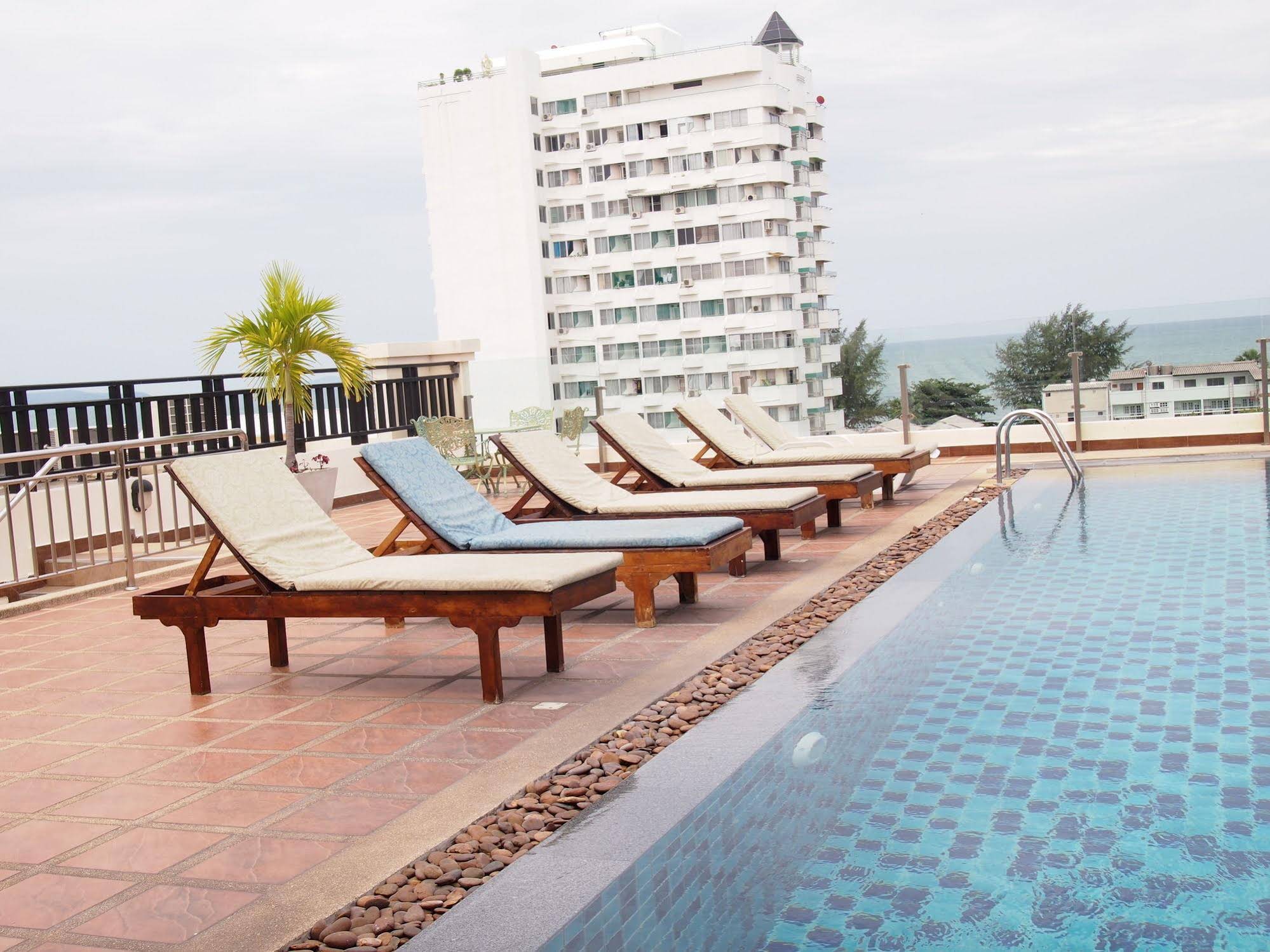 The Paradise Residence Condominum
