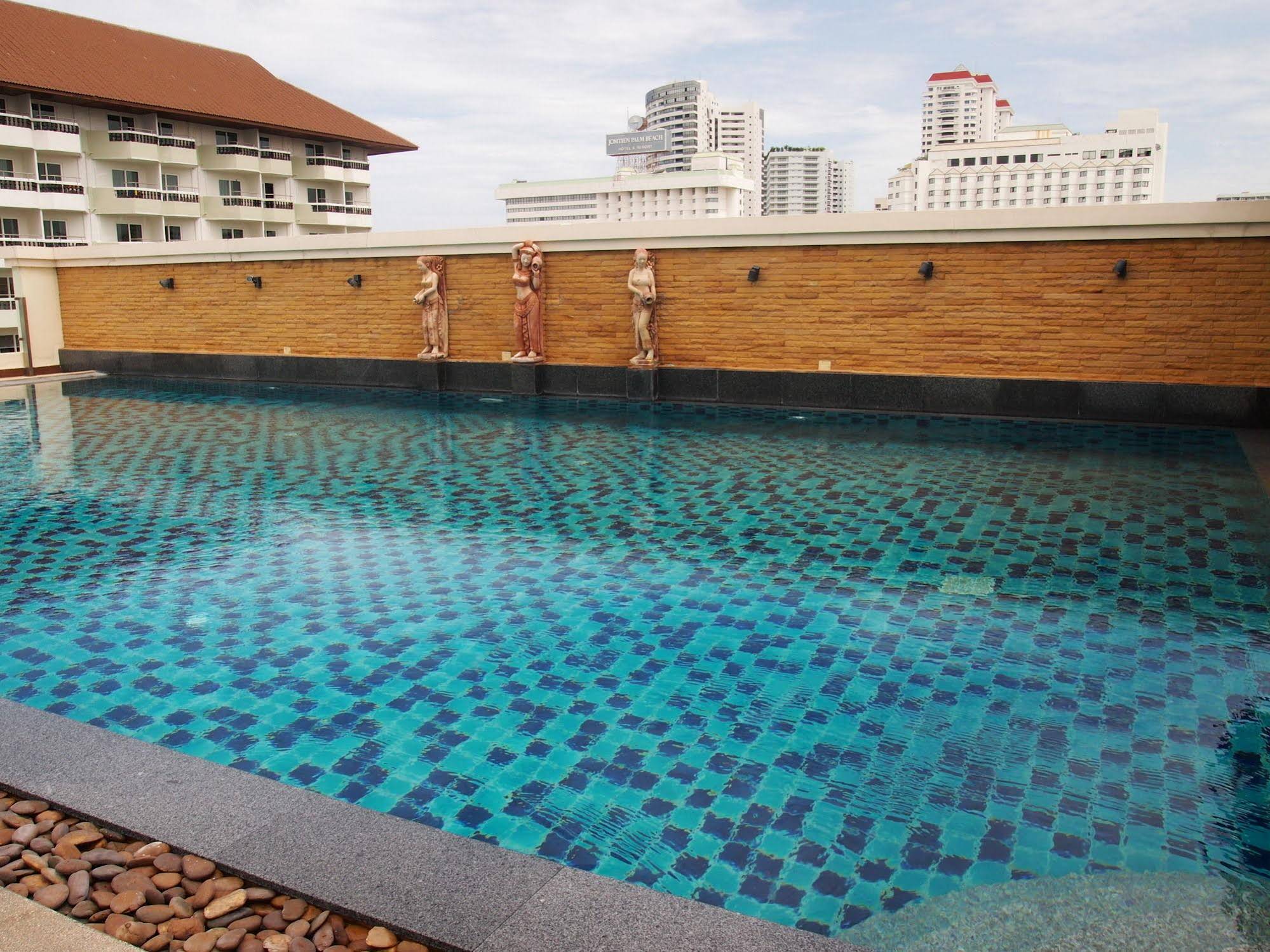 The Paradise Residence Condominum