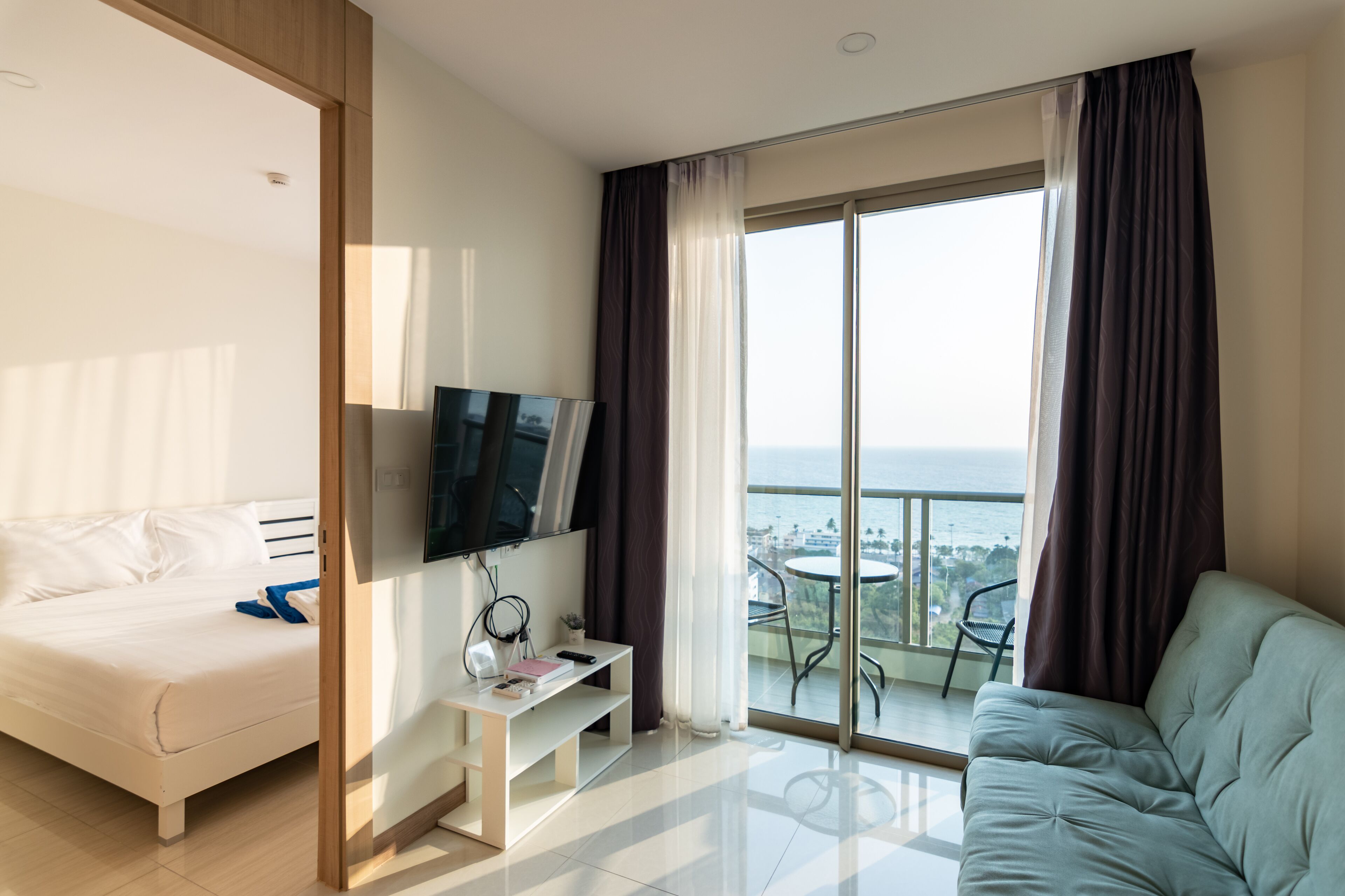 The Riviera Jomtien by Pattaya Holiday