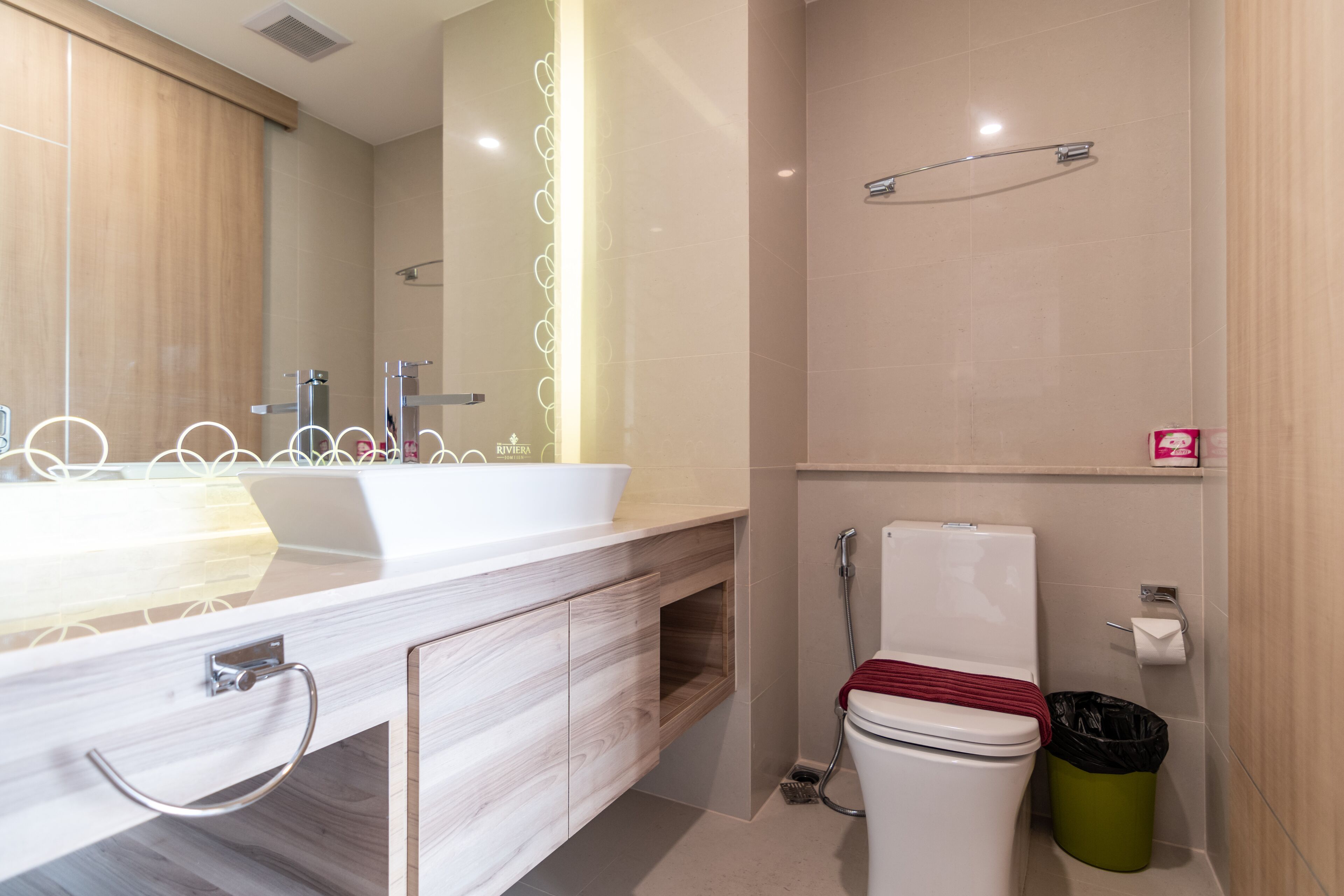 The Riviera Jomtien by Pattaya Holiday