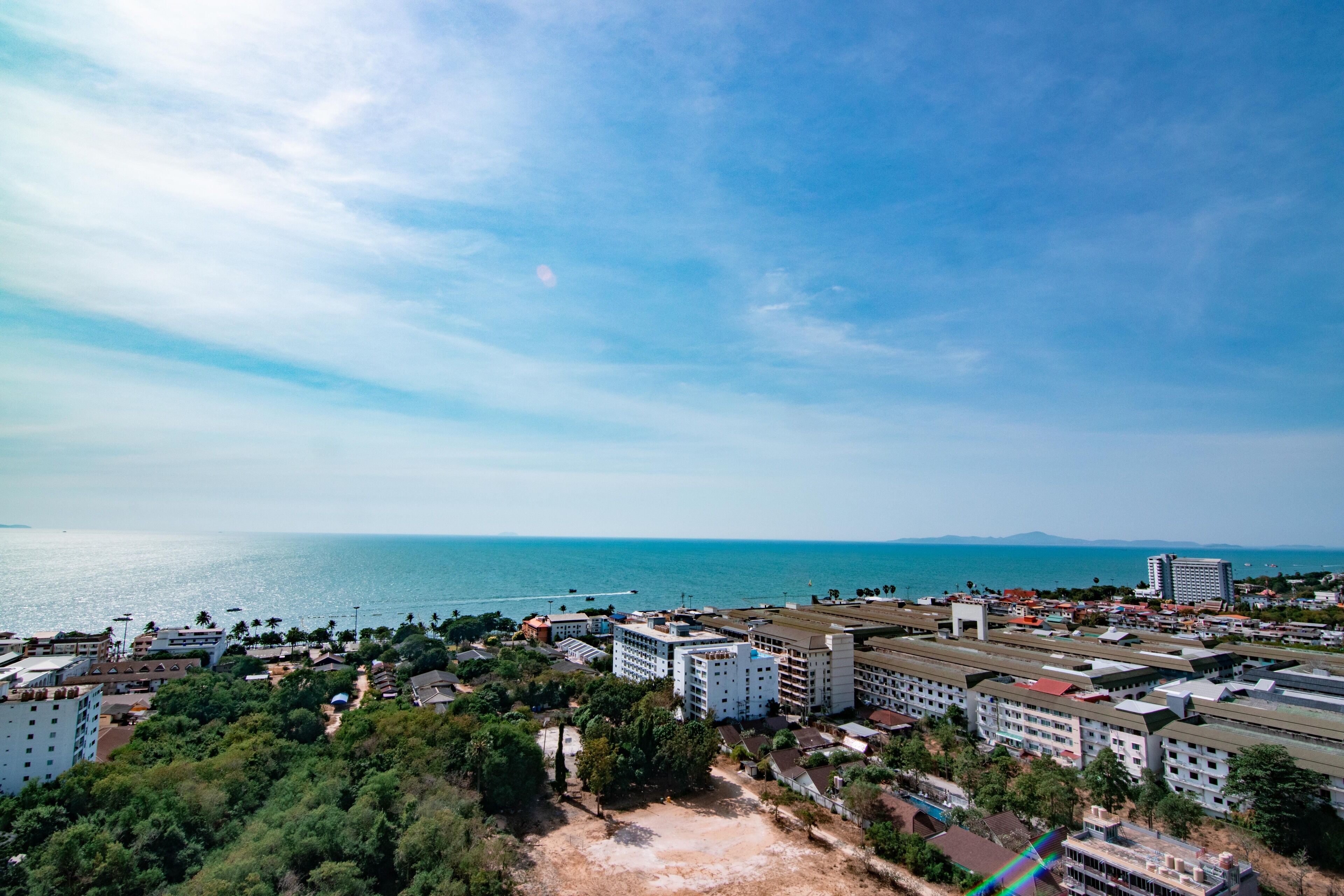 The Riviera Jomtien by Pattaya Holiday