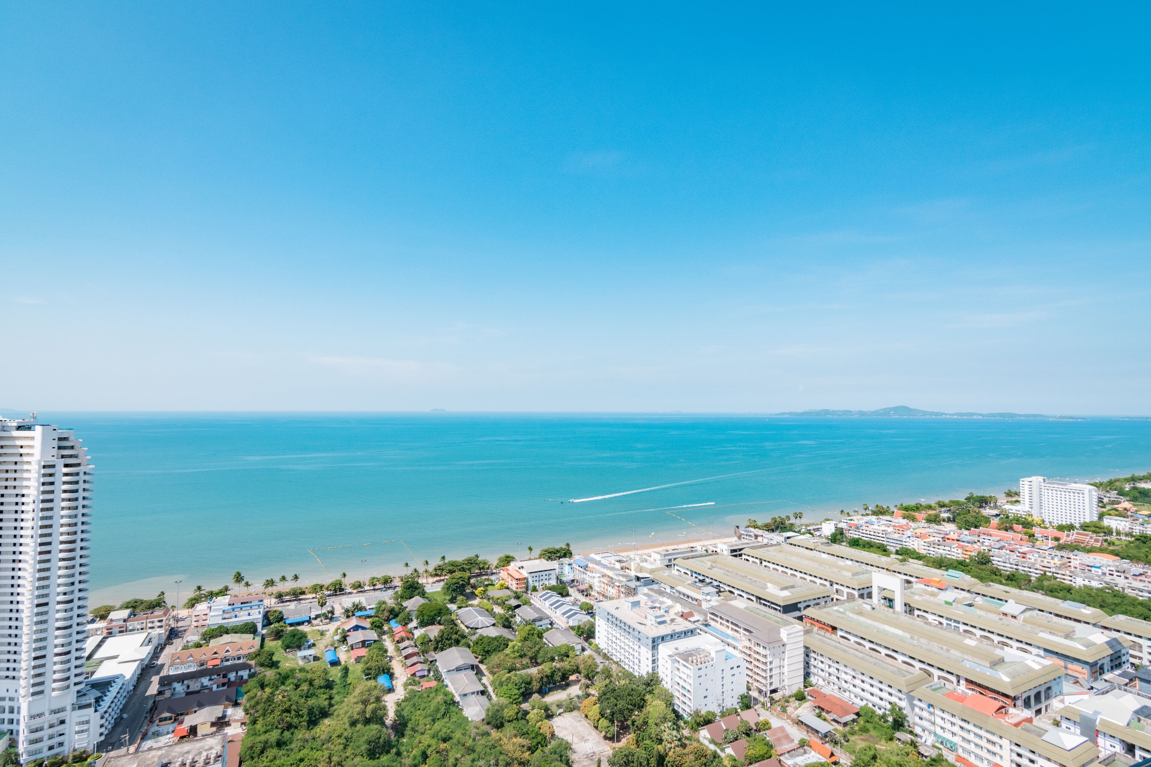The Riviera Jomtien by Pattaya Holiday