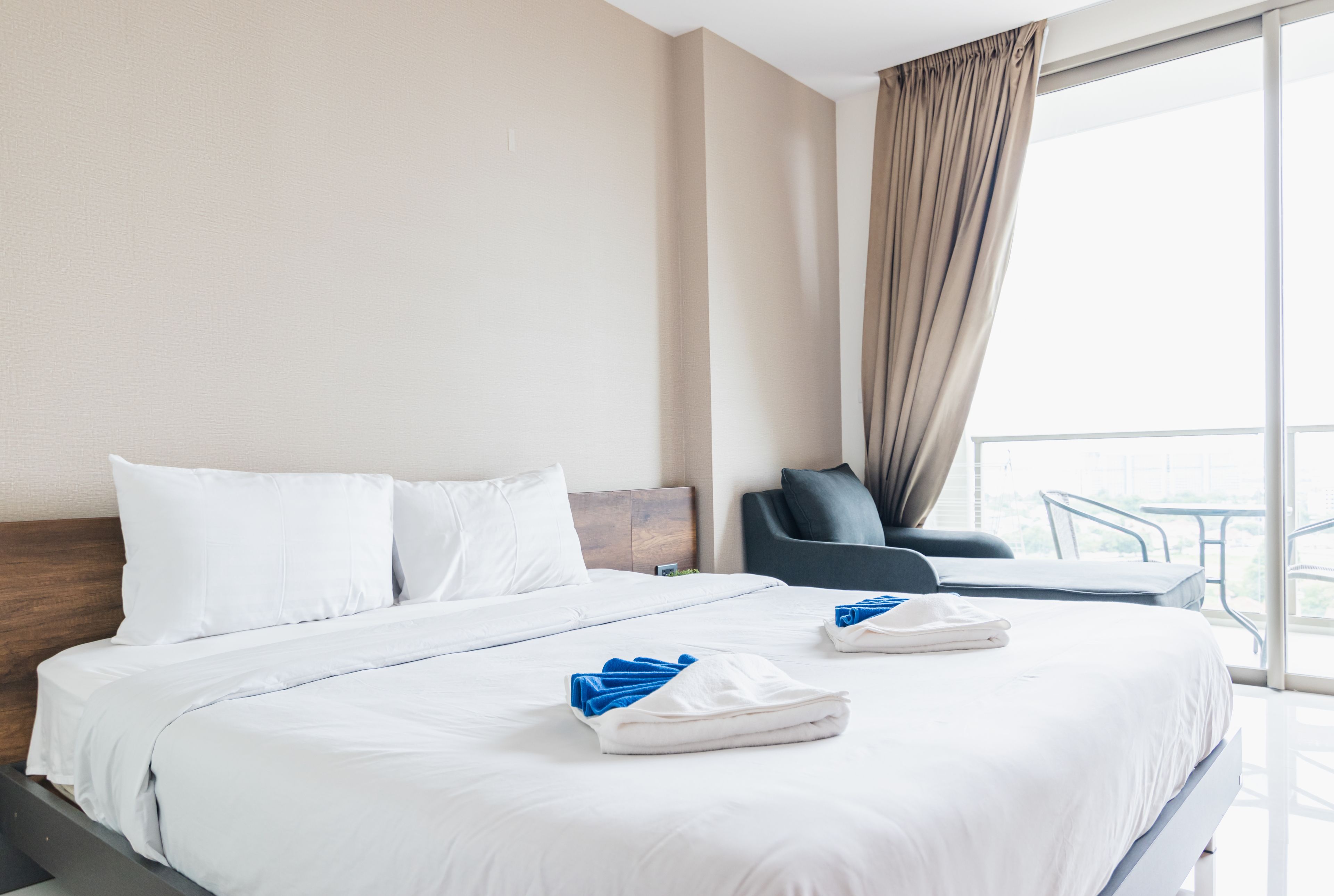 The Riviera Wongamat by Pattaya Holiday