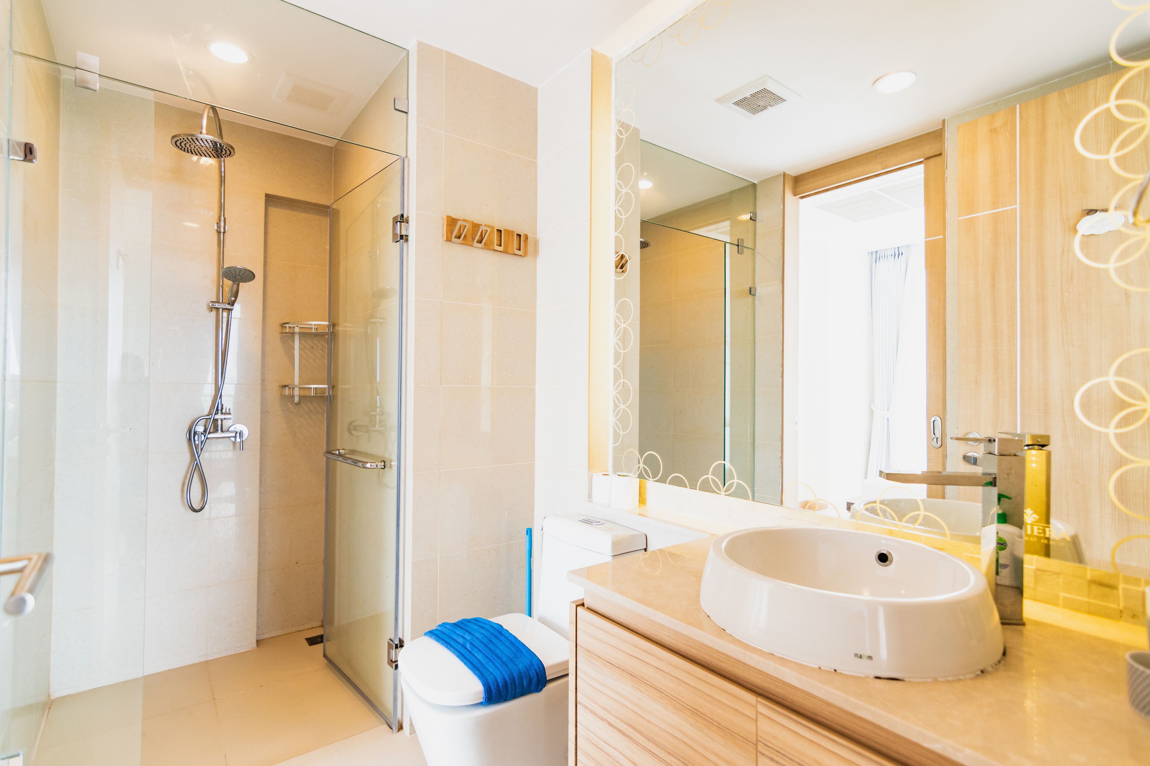 The Riviera Wongamat by Pattaya Holiday