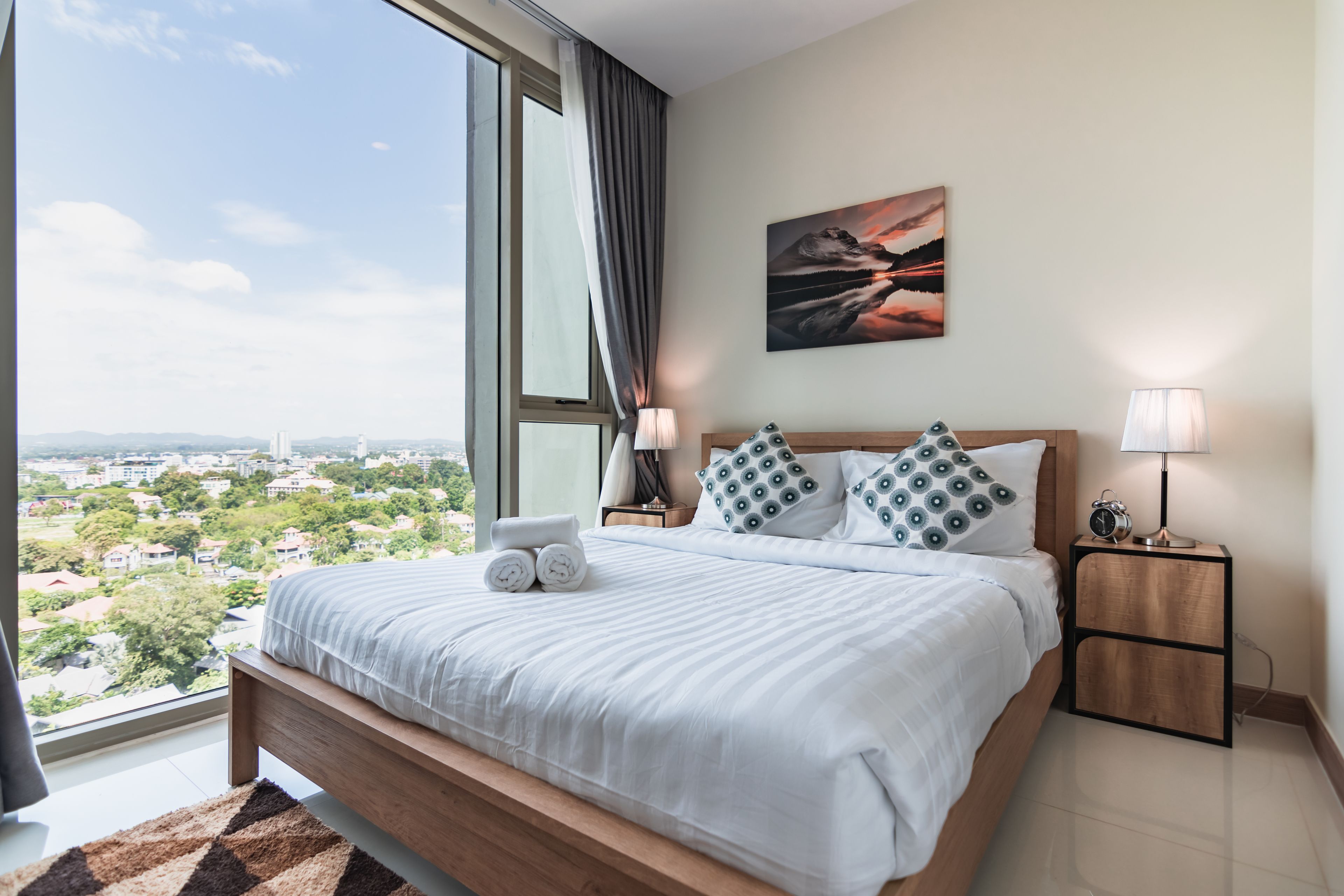 The Riviera Wongamat by Pattaya Holiday