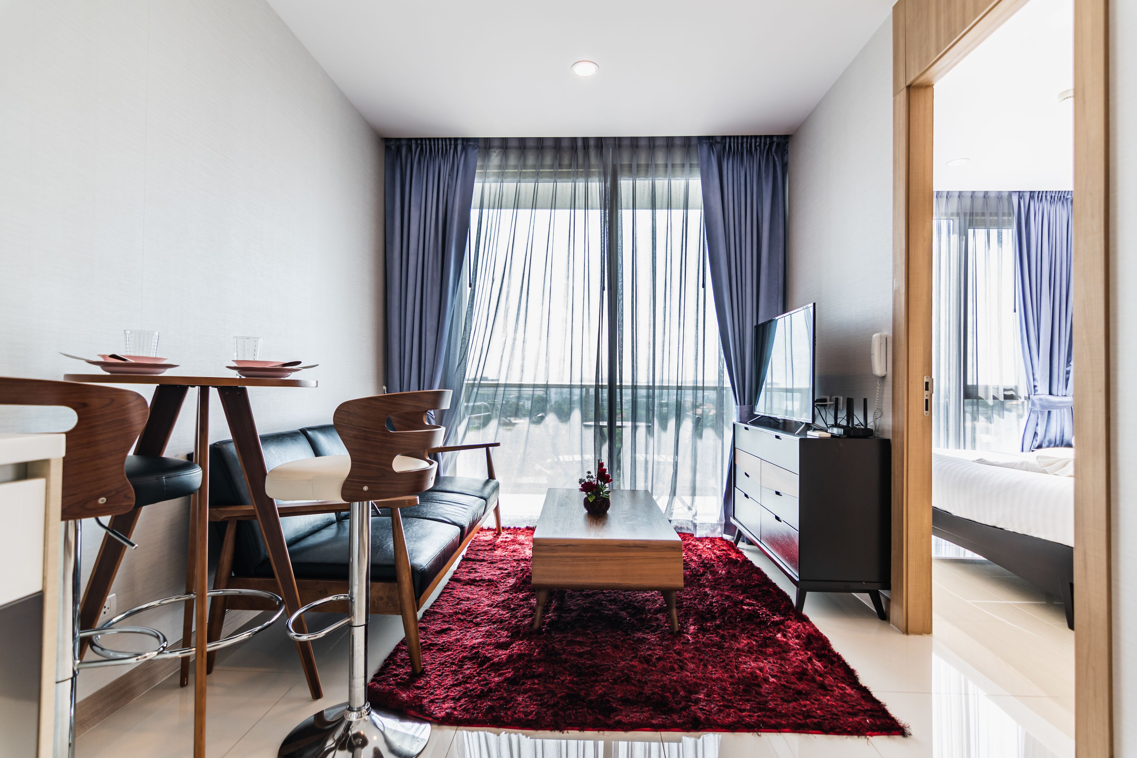 The Riviera Wongamat by Pattaya Holiday