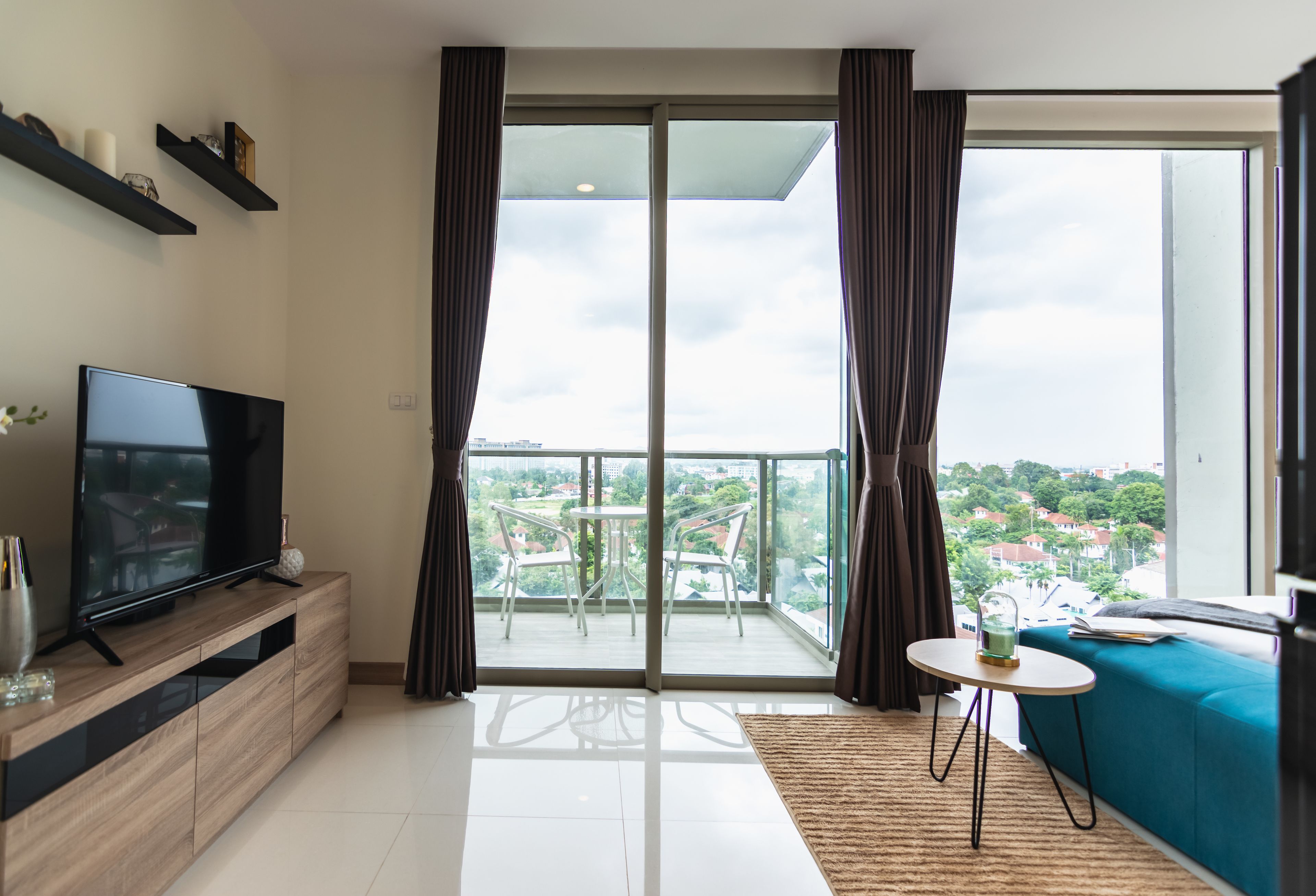 The Riviera Wongamat by Pattaya Holiday
