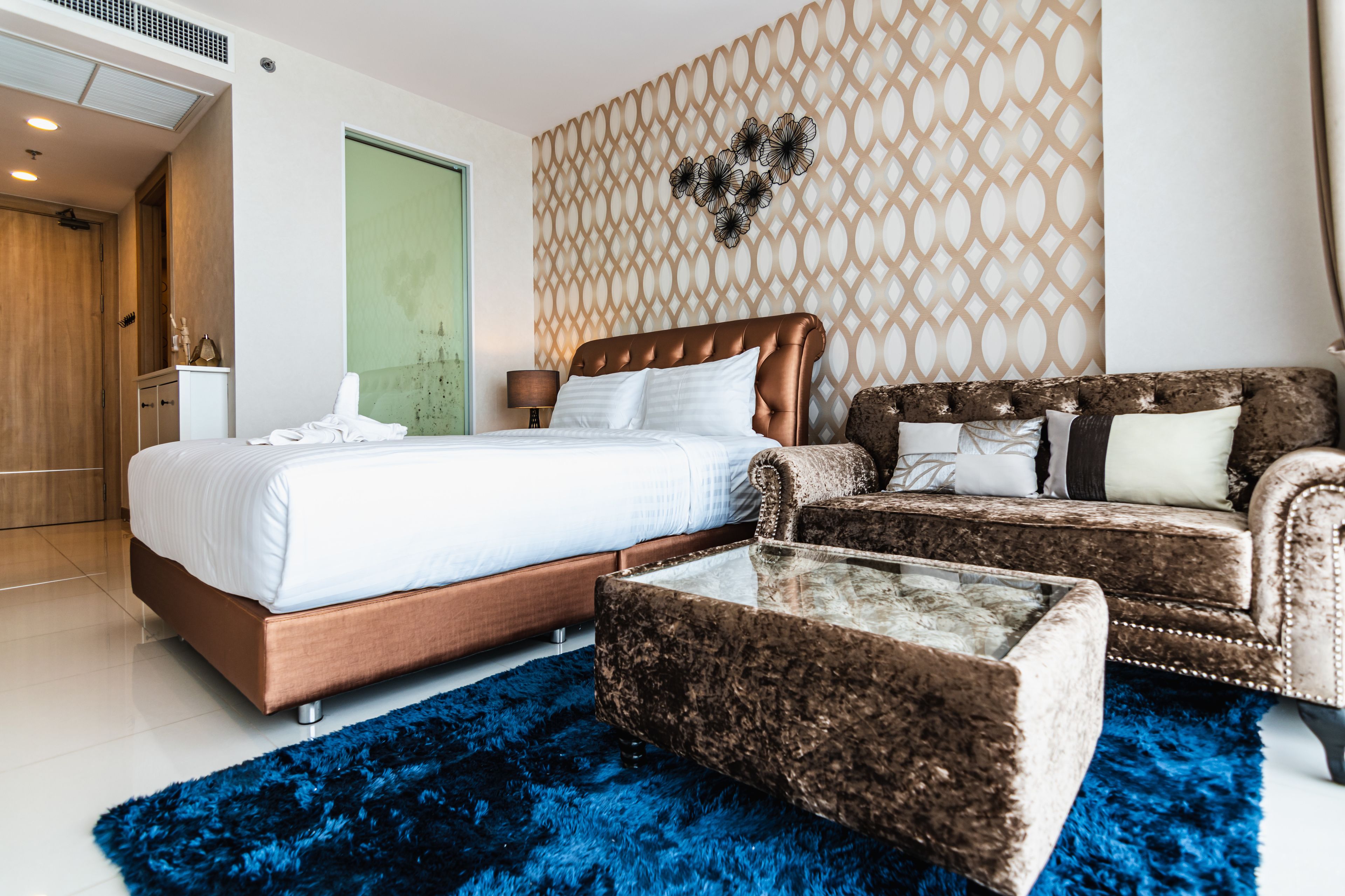 The Riviera Wongamat by Pattaya Holiday