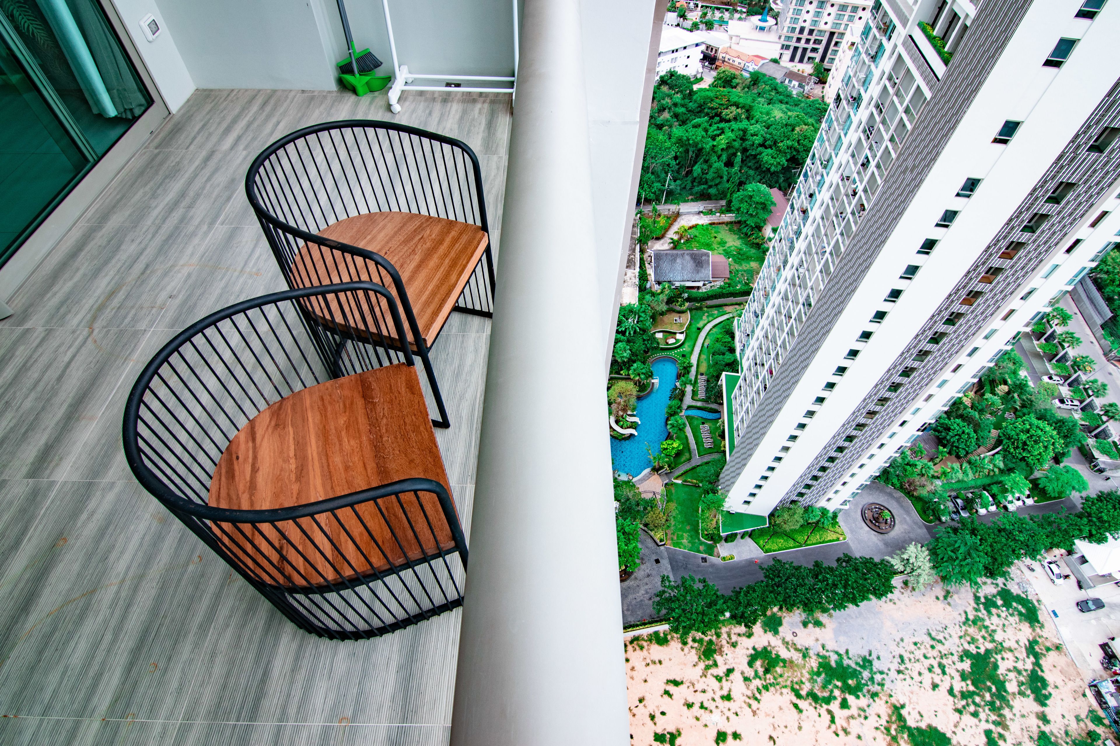 The Riviera Wongamat by Pattaya Holiday