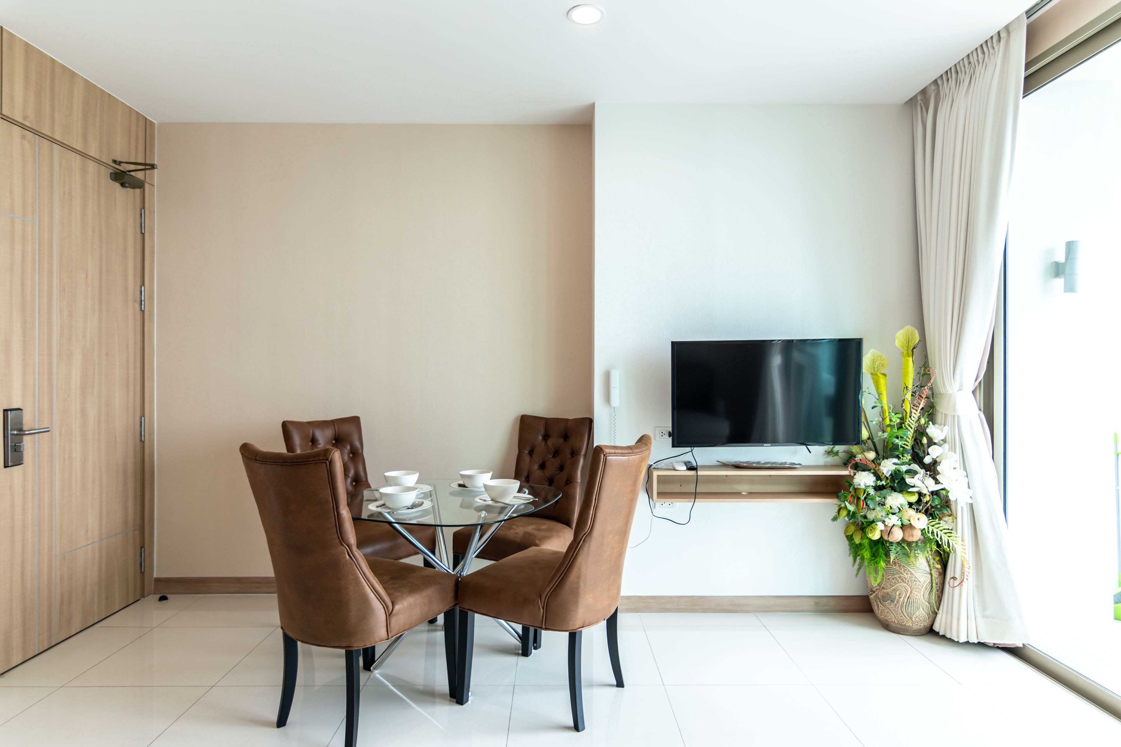 The Riviera Wongamat by Pattaya Holiday