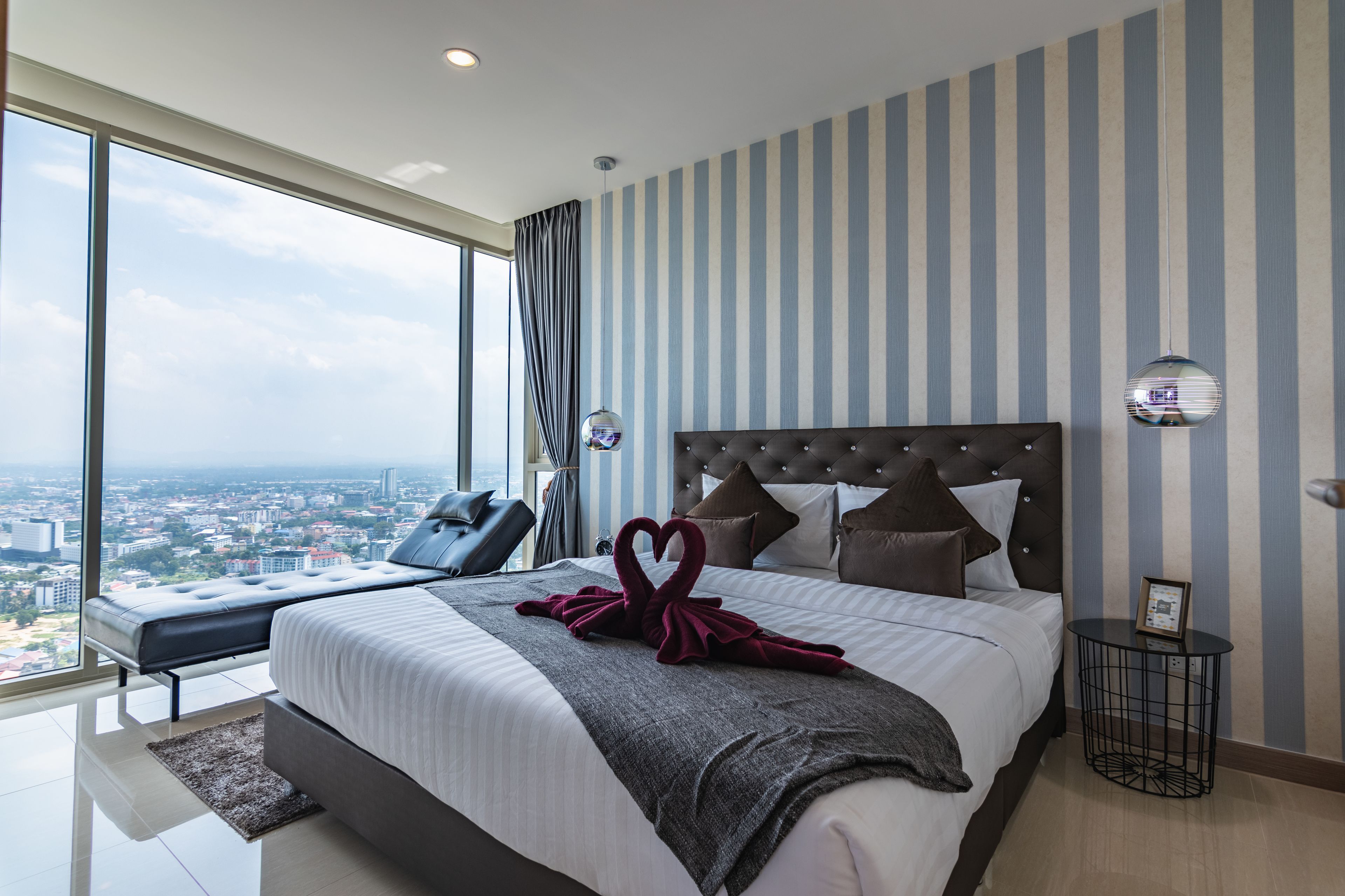 The Riviera Wongamat by Pattaya Holiday