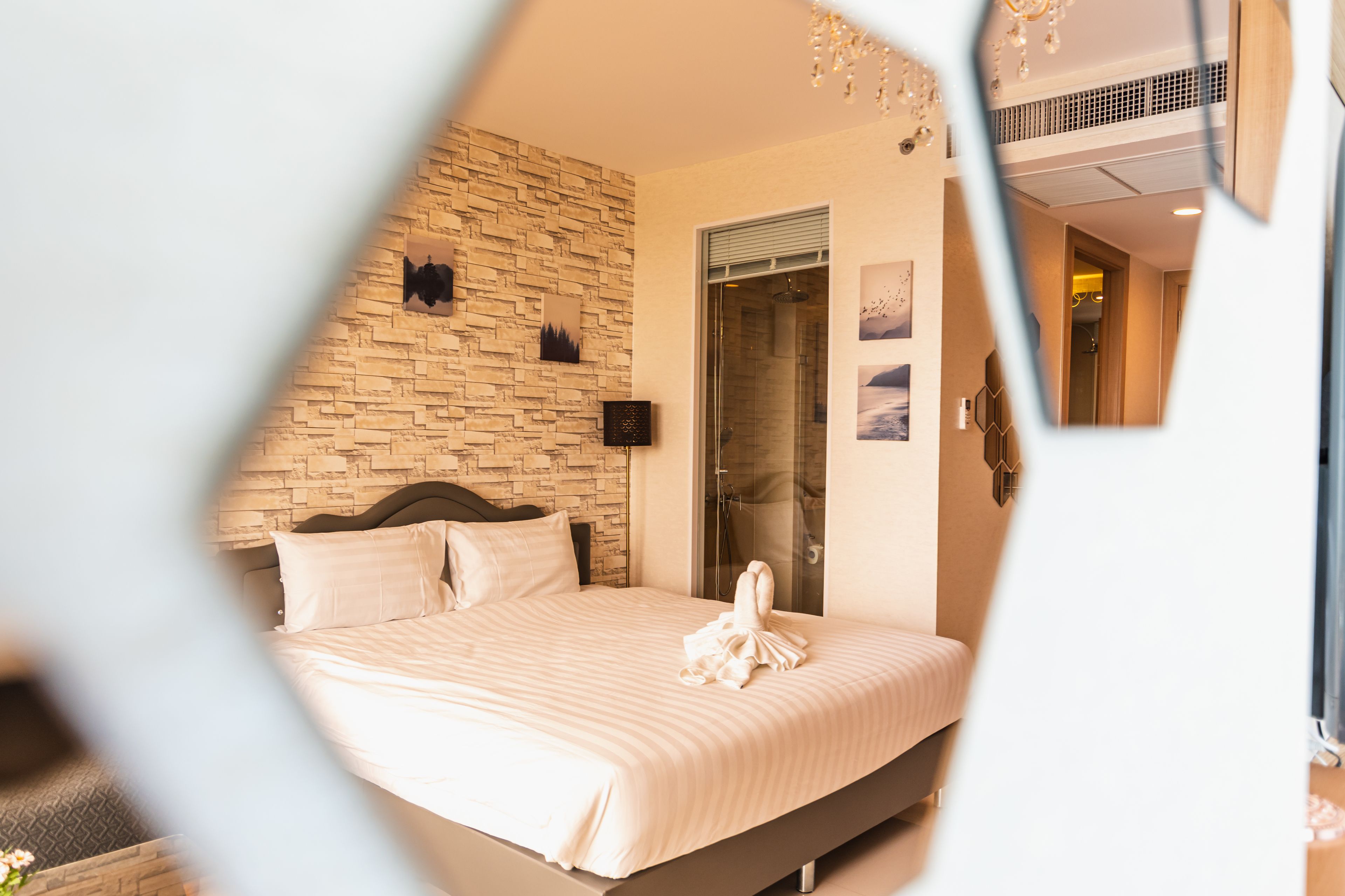 The Riviera Wongamat by Pattaya Holiday