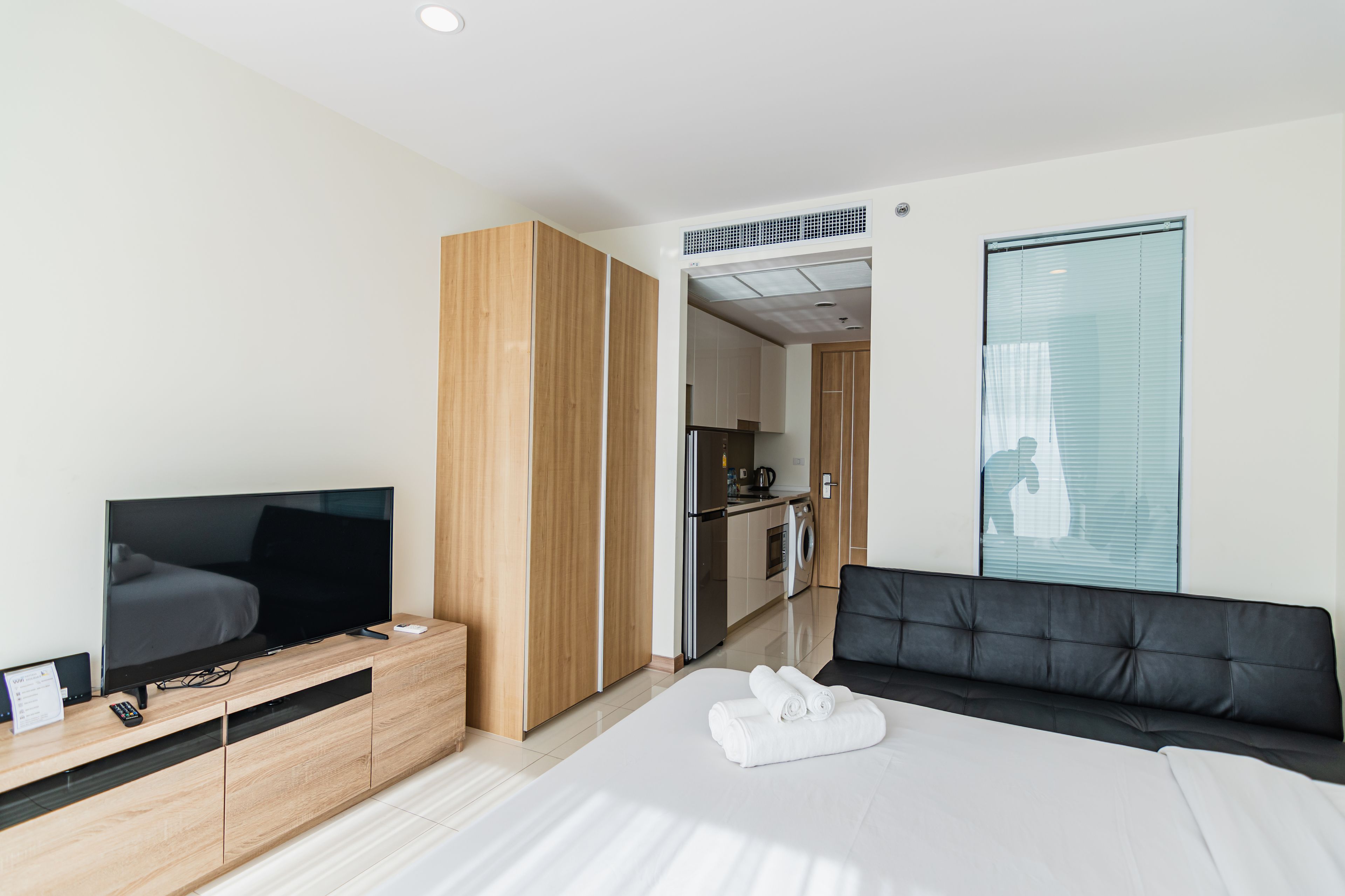The Riviera Wongamat by Pattaya Holiday