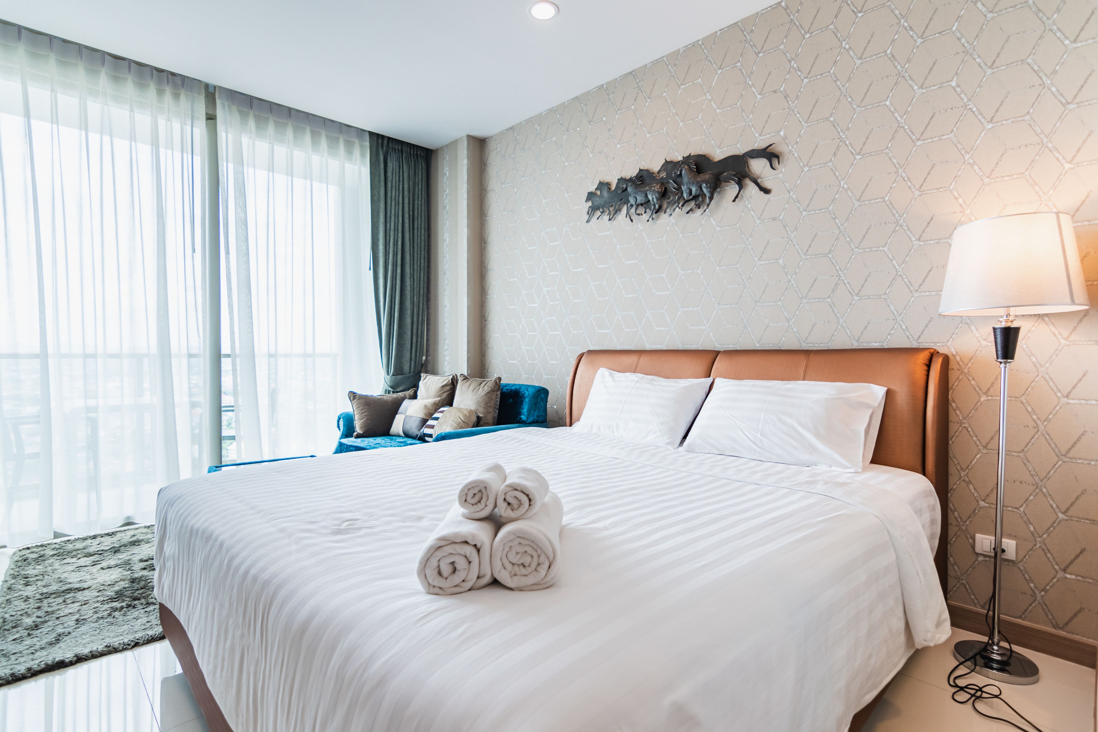 The Riviera Wongamat by Pattaya Holiday