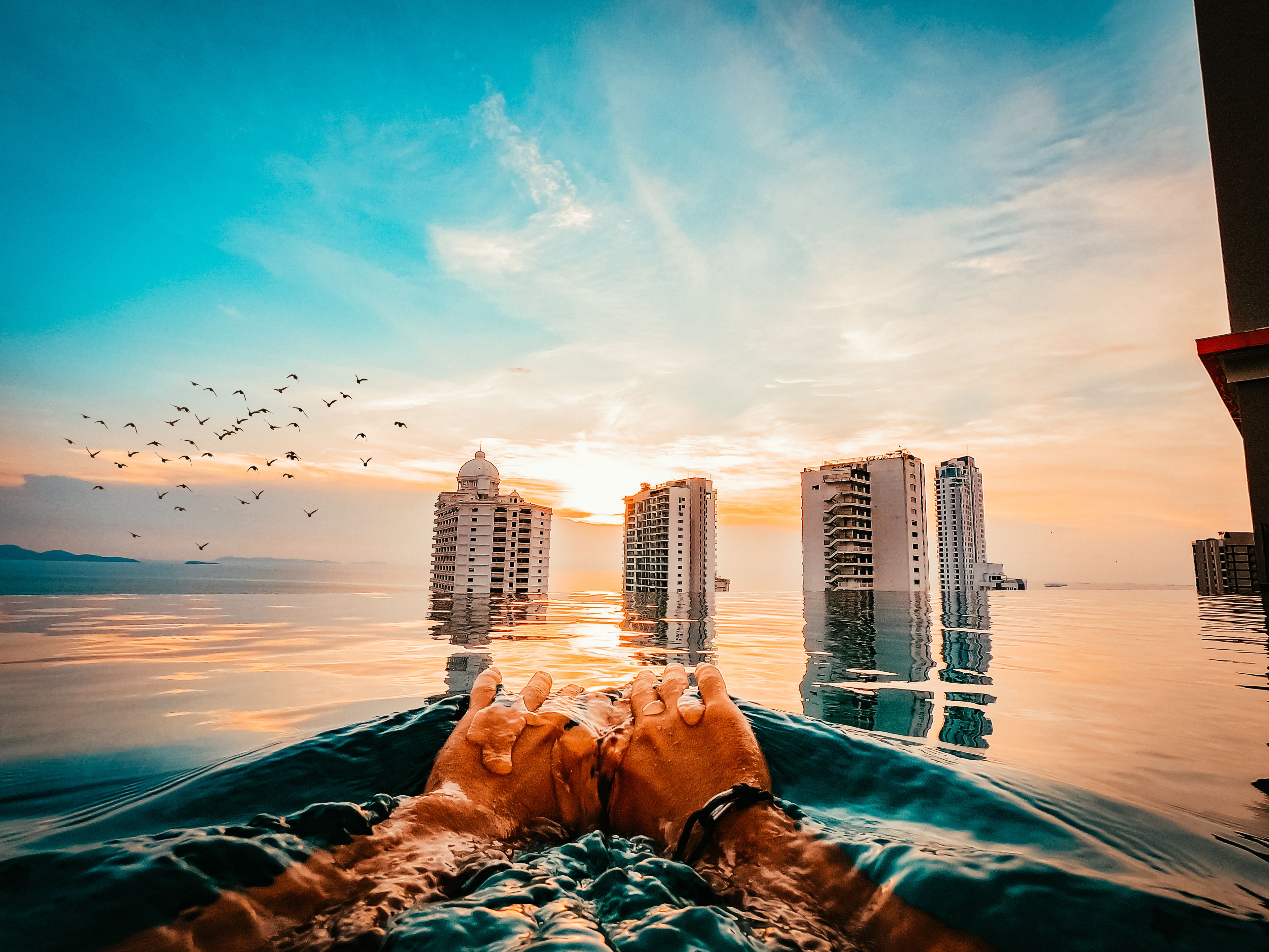The Riviera Wongamat by Pattaya Holiday