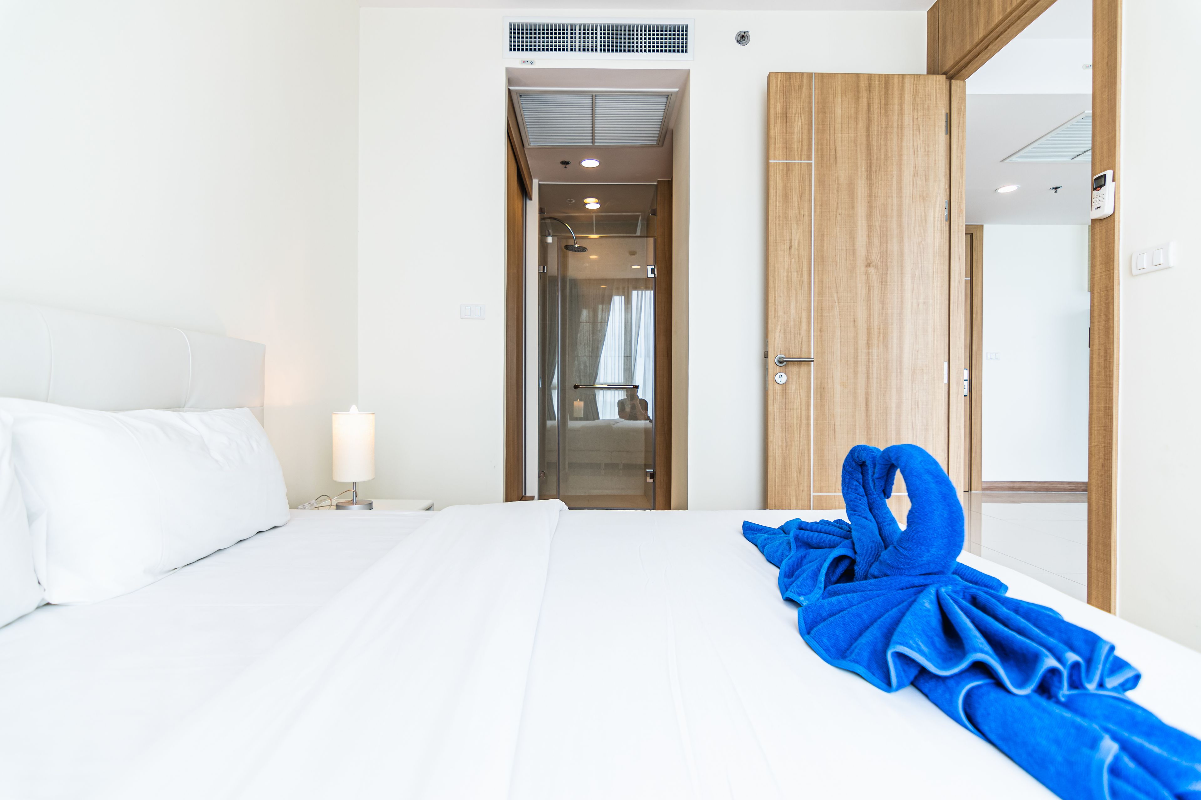 The Riviera Wongamat by Pattaya Holiday