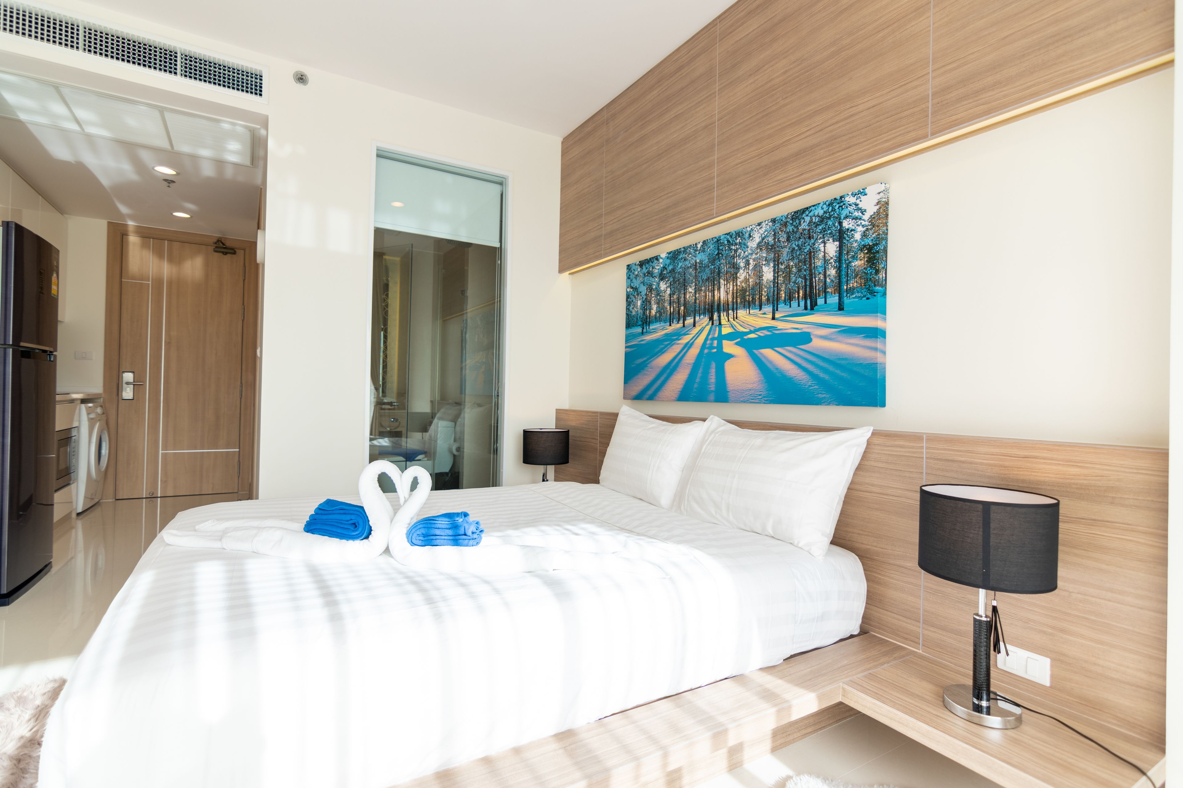 The Riviera Wongamat by Pattaya Holiday