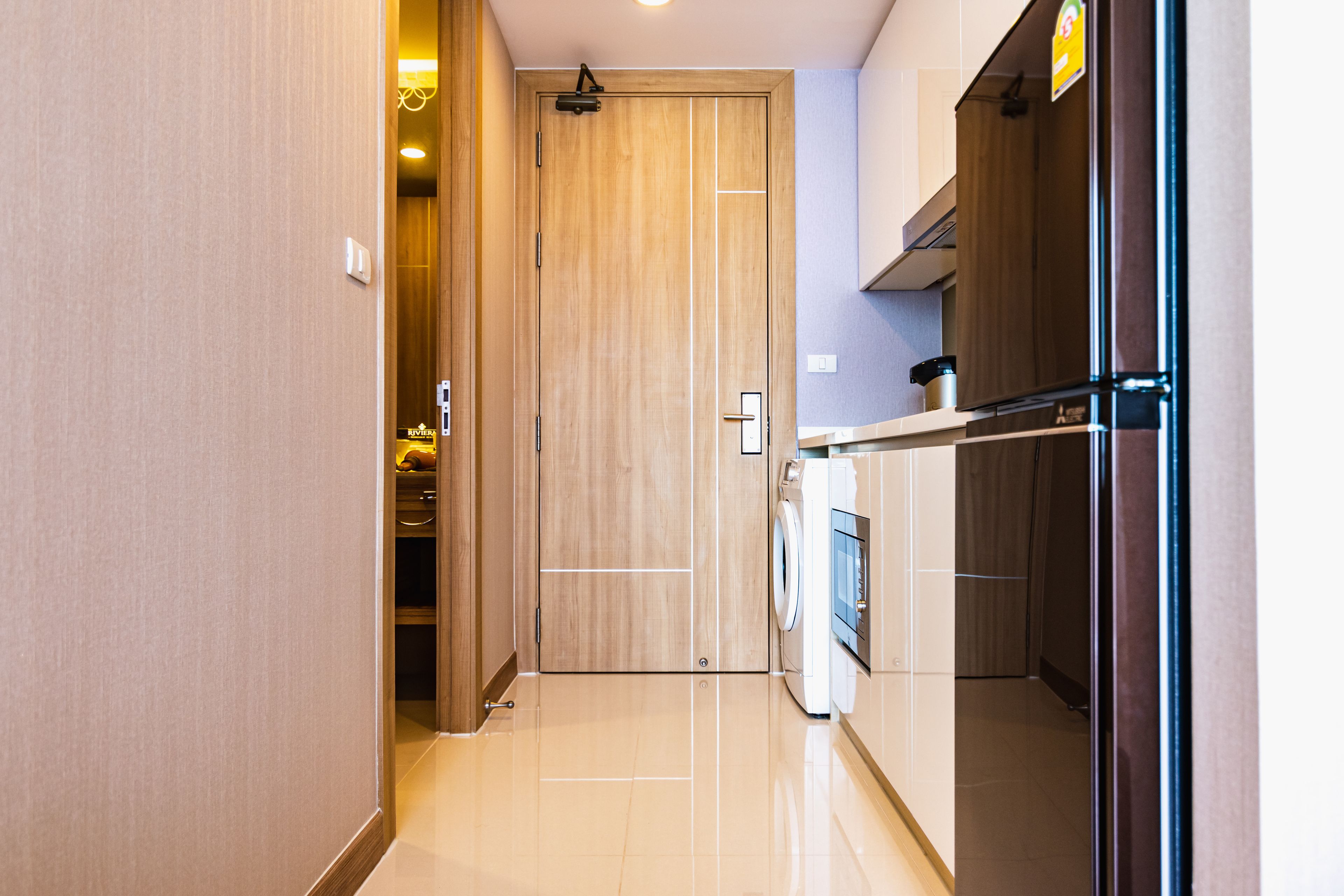 The Riviera Wongamat by Pattaya Holiday