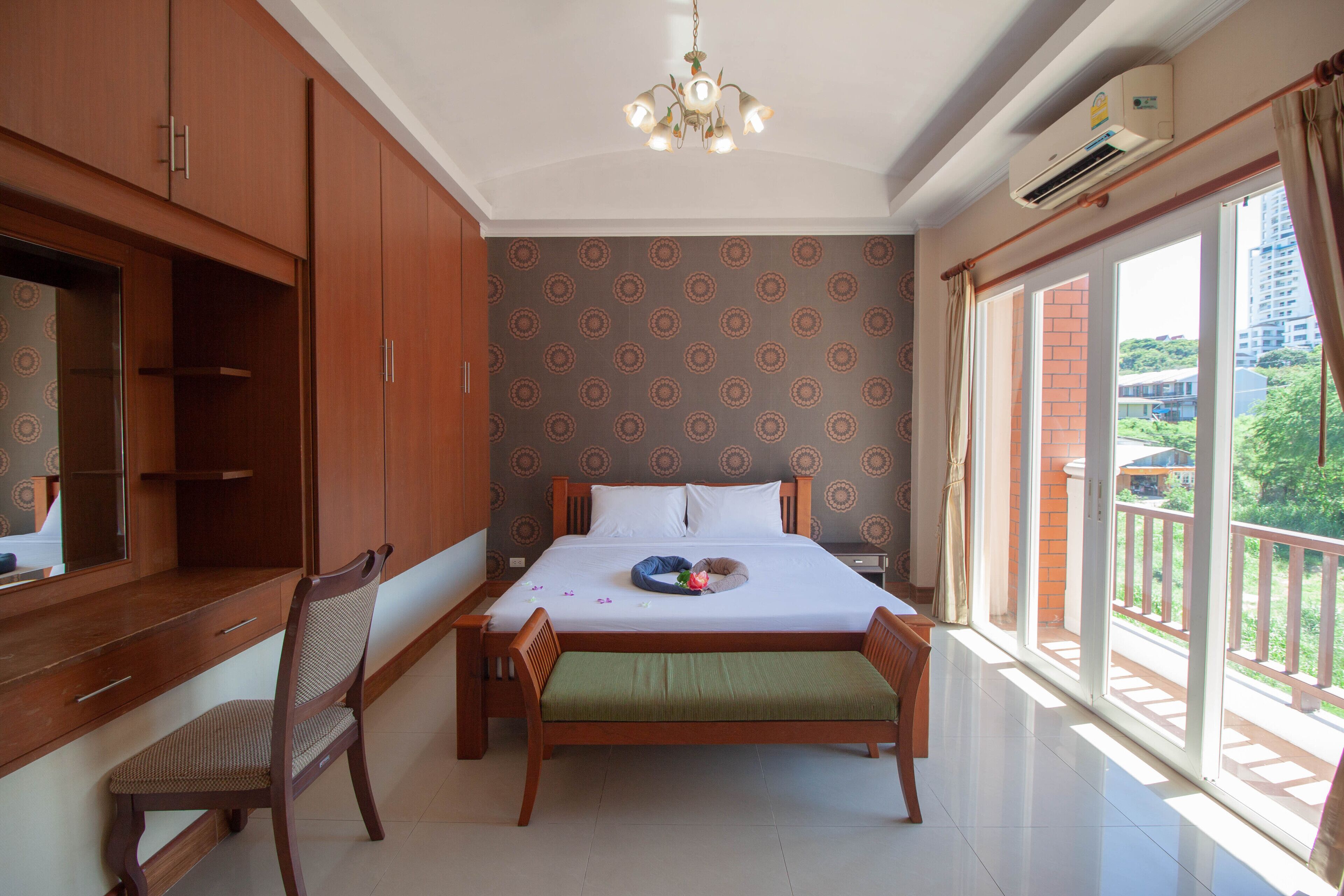 The Terrace Pratumnak Pool Villa