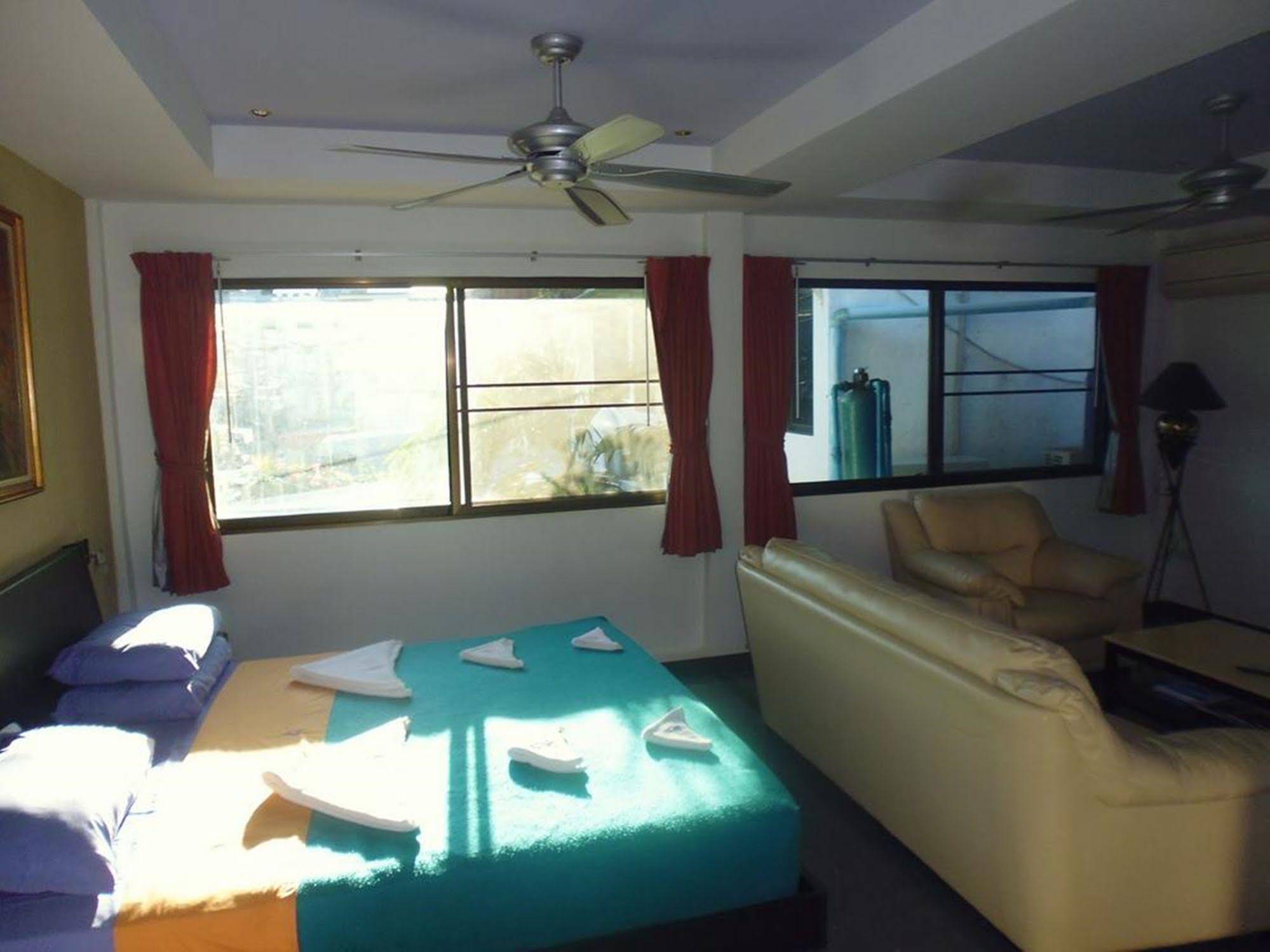Villa Oranje Pattaya