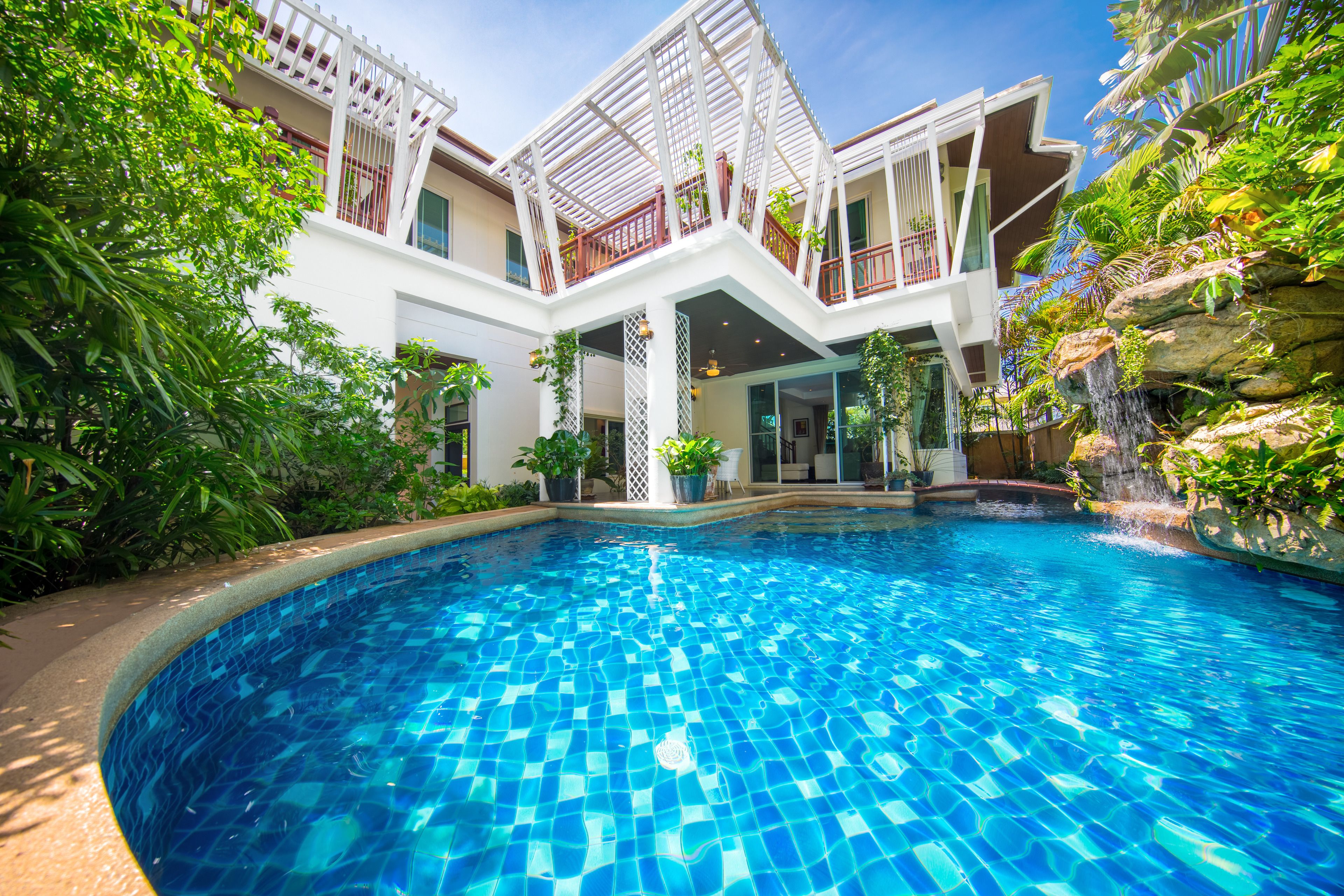 Paradise Pool Villa Pattaya in Tropicana Village