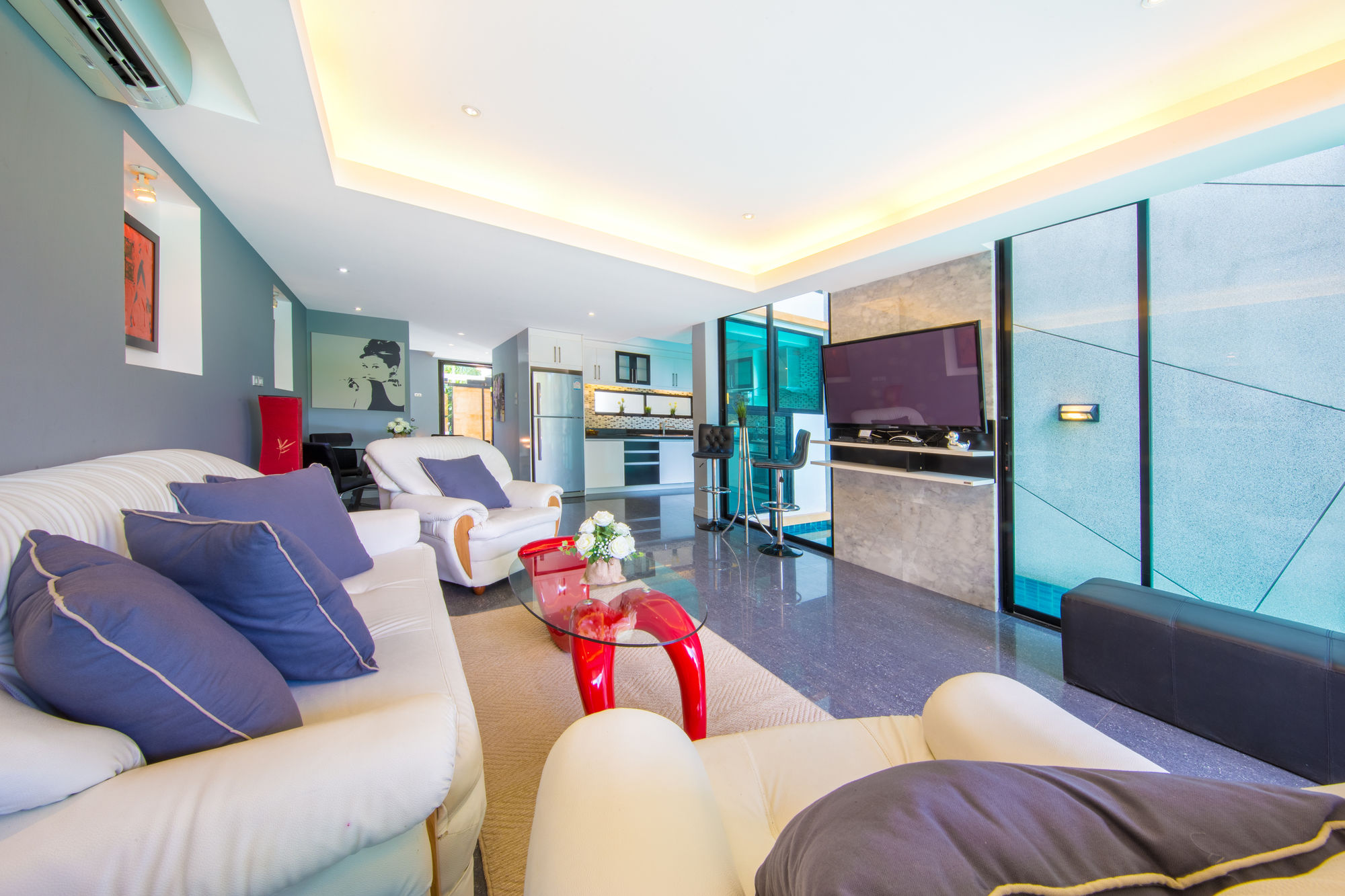 Paradise Pool Villa Pattaya in Tropicana Village