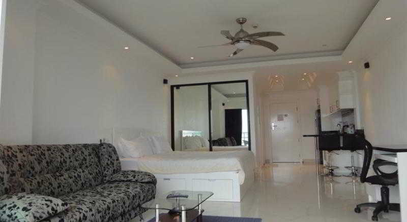 VTSix Condo at View Talay 6 Pattaya
