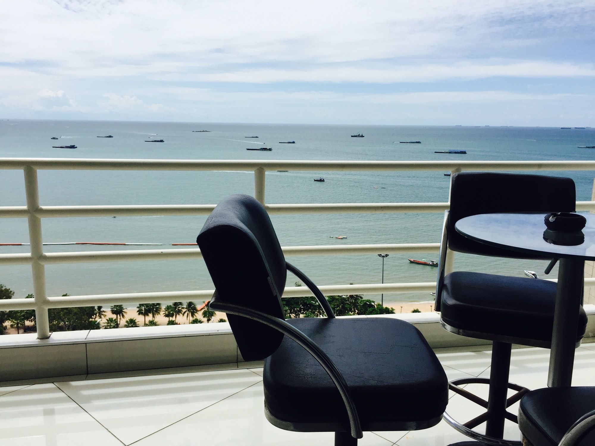 View Talay 6 Pattaya Beach Condominium View Talay 6 Pattaya Beach Condominium