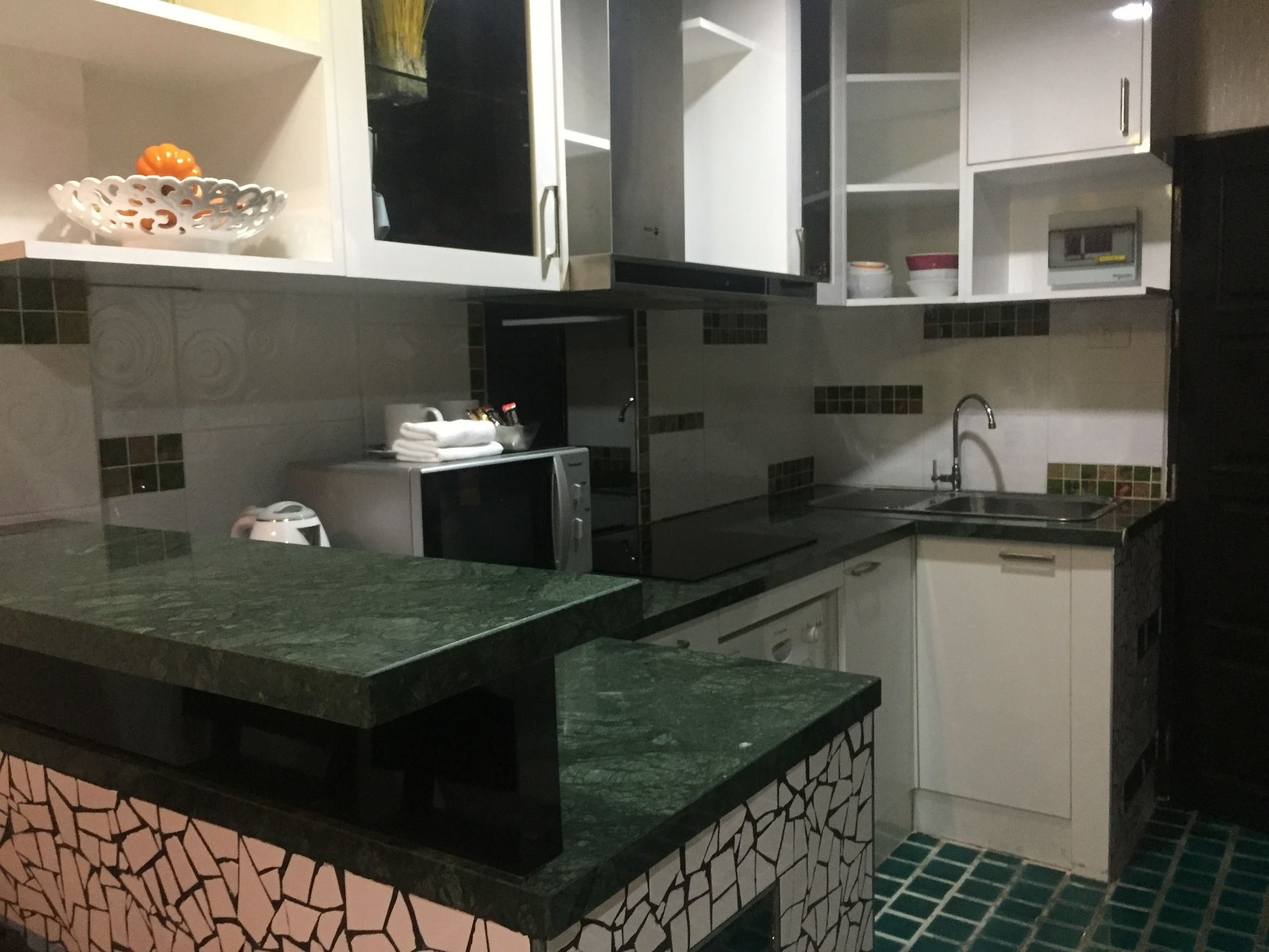 View Talay 6 Pattaya Beach Condominium View Talay 6 Pattaya Beach Condominium