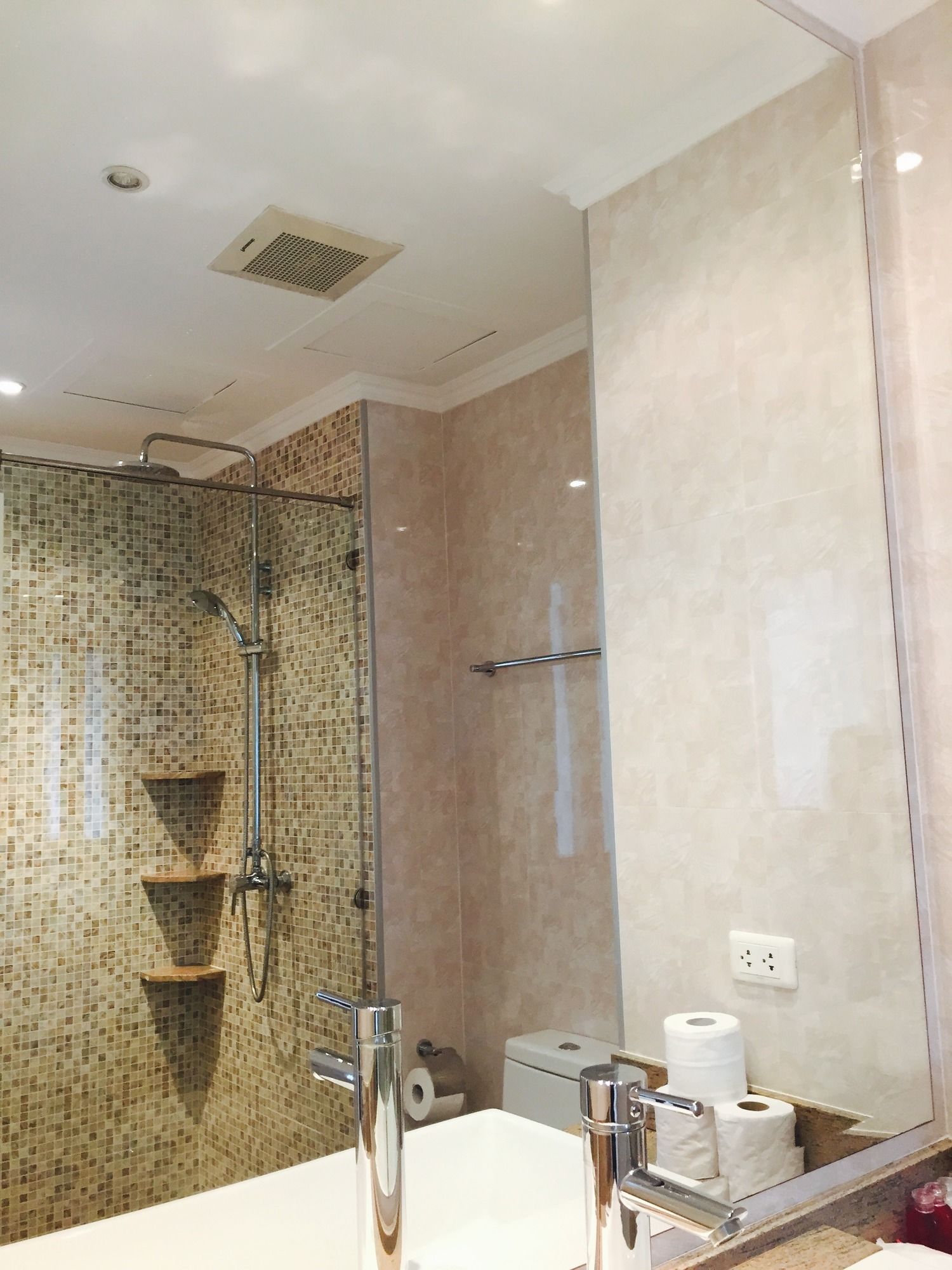 View Talay 6 Pattaya Beach Condominium View Talay 6 Pattaya Beach Condominium