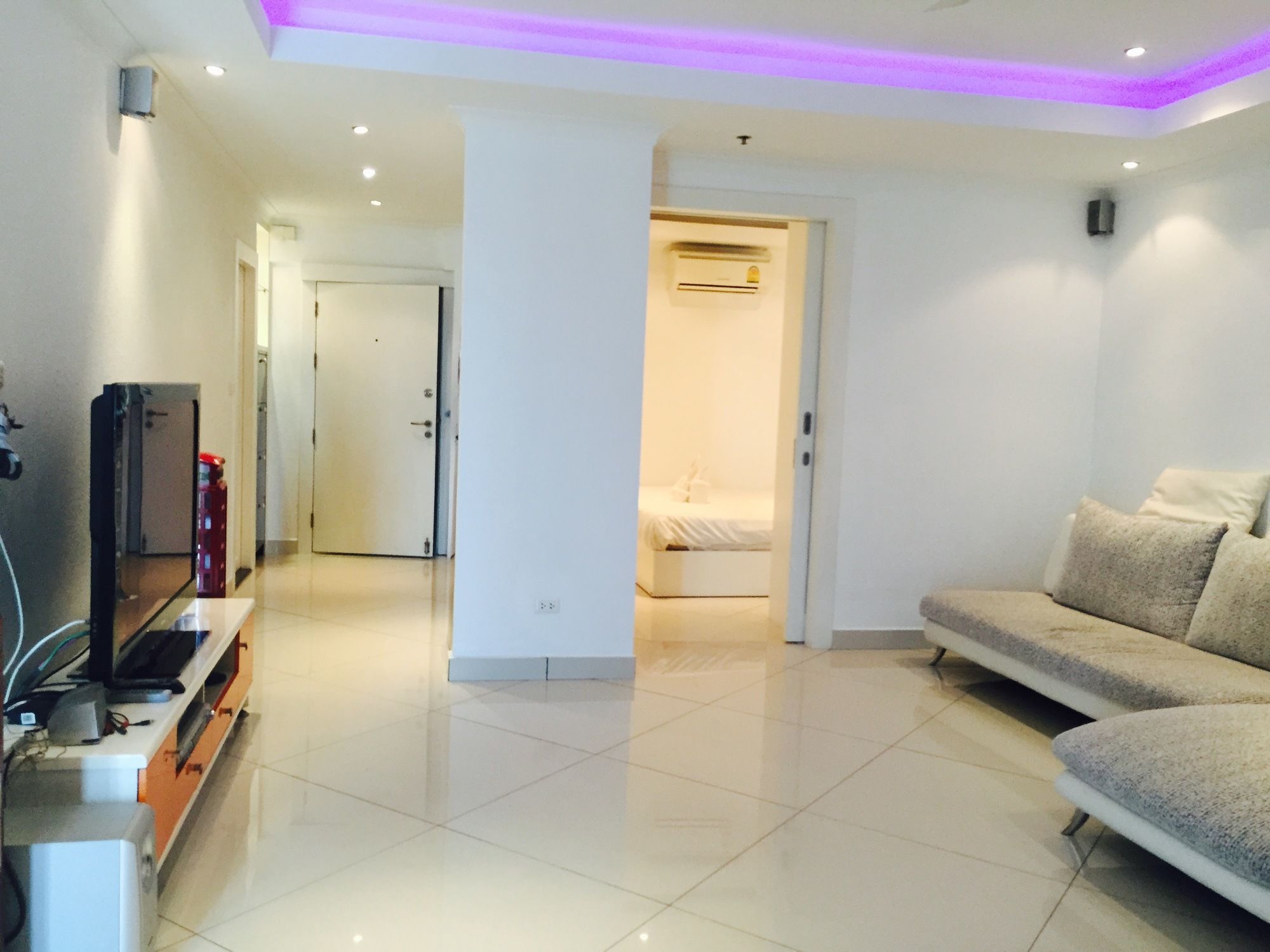 View Talay 6 Pattaya Beach Condominium View Talay 6 Pattaya Beach Condominium
