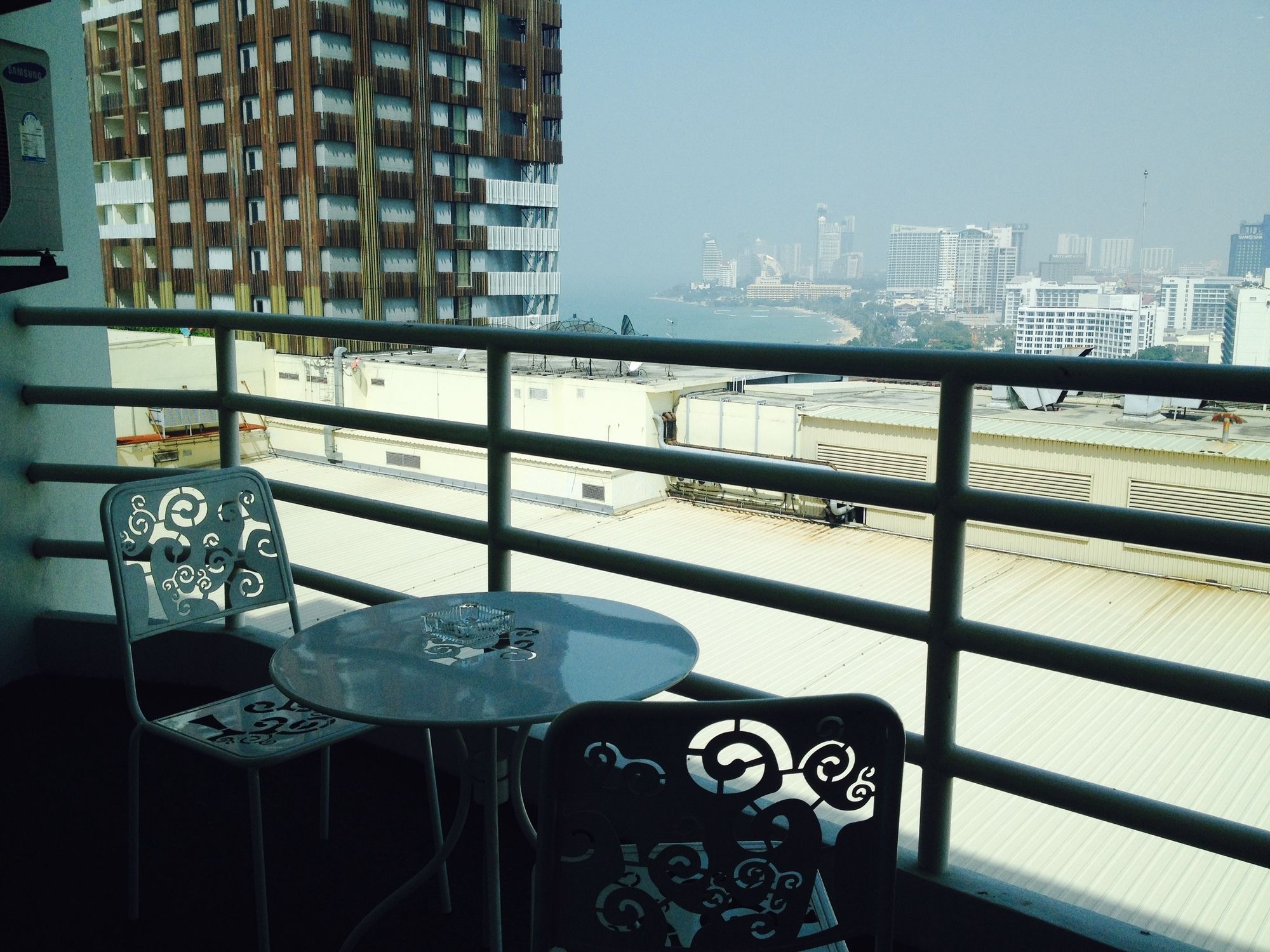 View Talay 6 Pattaya Beach Condominium View Talay 6 Pattaya Beach Condominium