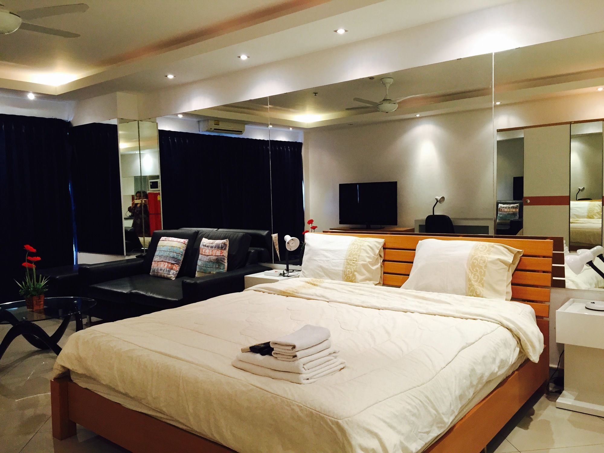 View Talay 6 Pattaya Beach Condominium View Talay 6 Pattaya Beach Condominium