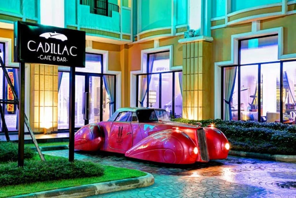 Wave Hotel