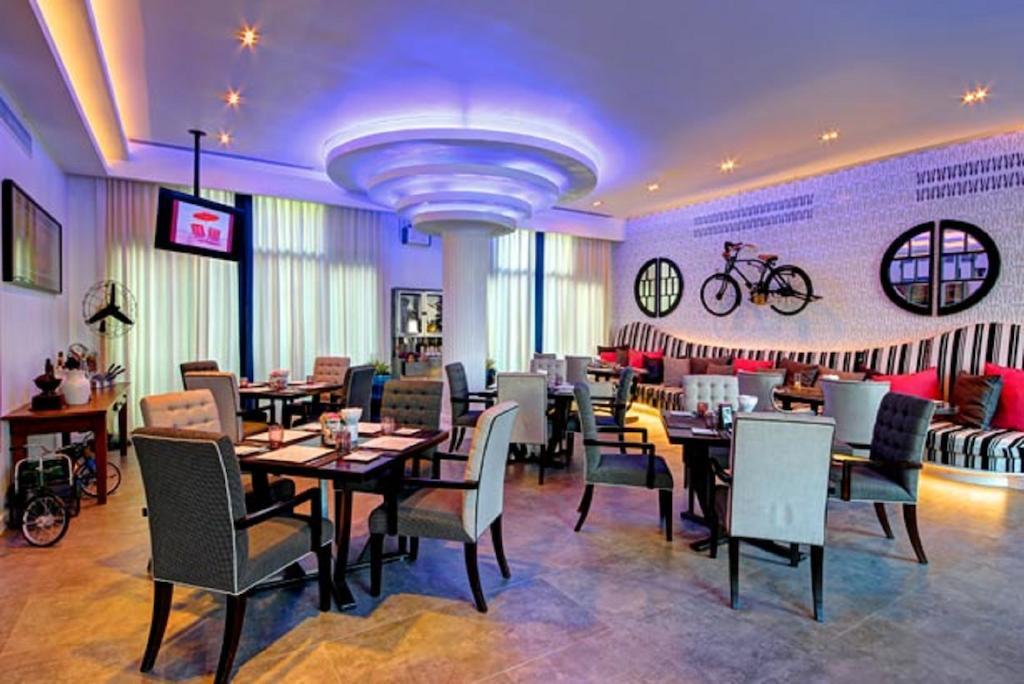 Wave Hotel