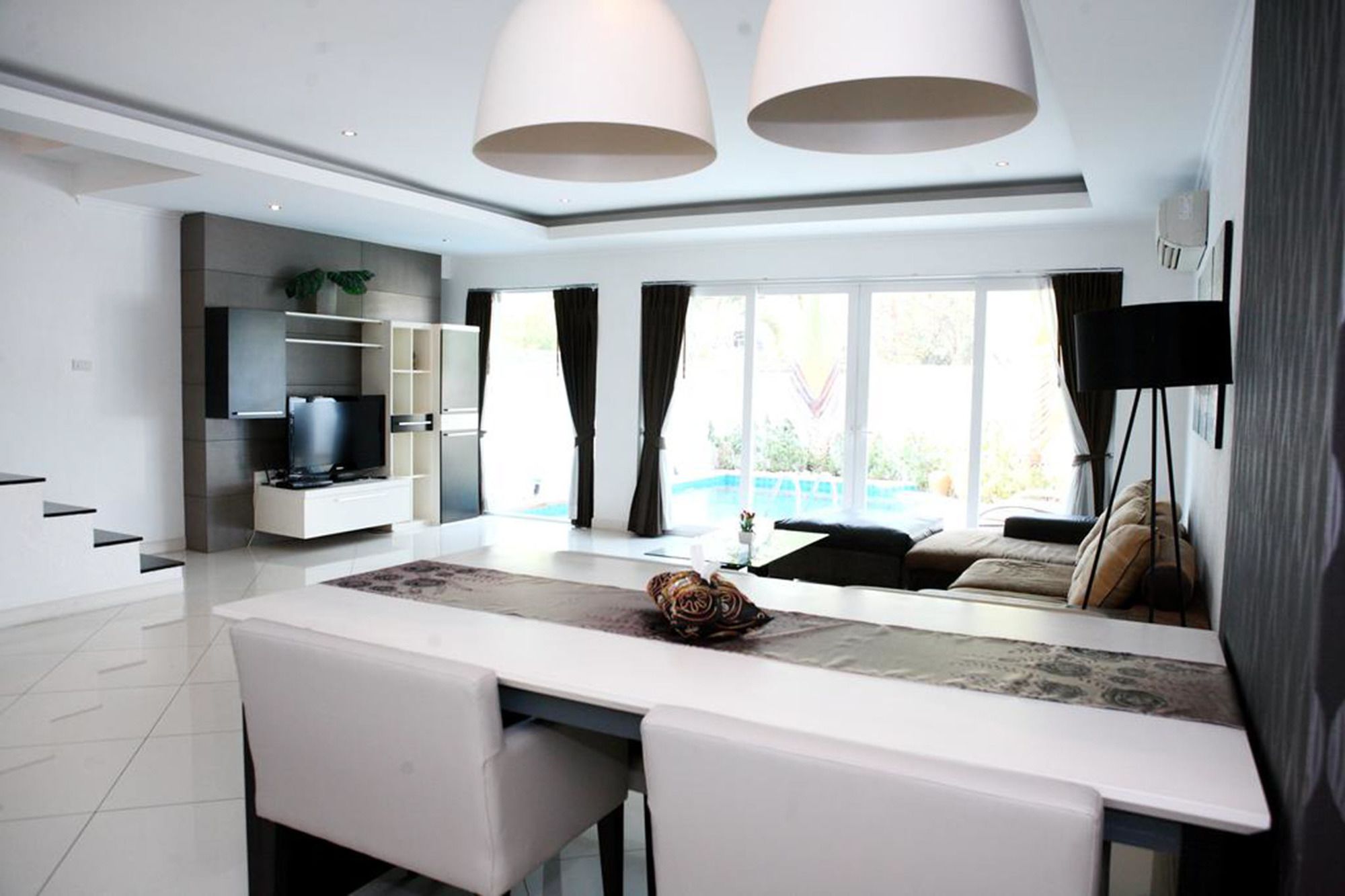 Wongamat Pool Villas By Pattaya Sunny Rentals