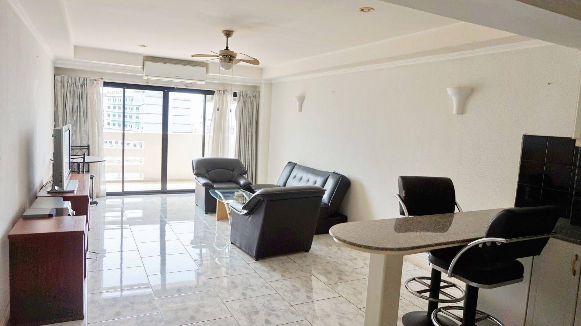 Yensabai Condo Pattaya