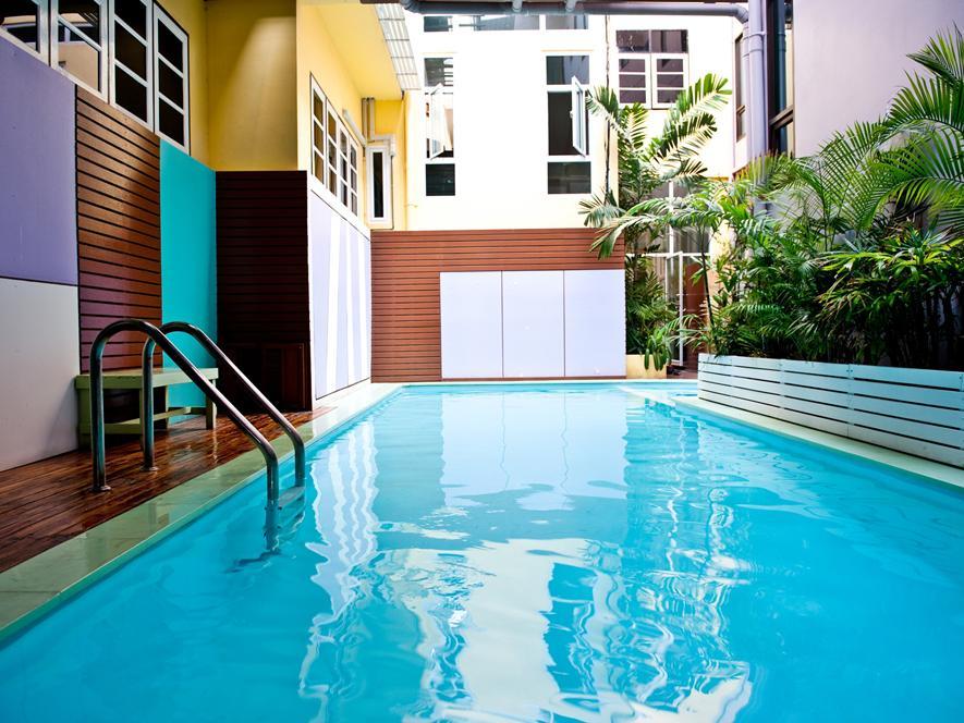 S2 Hotel