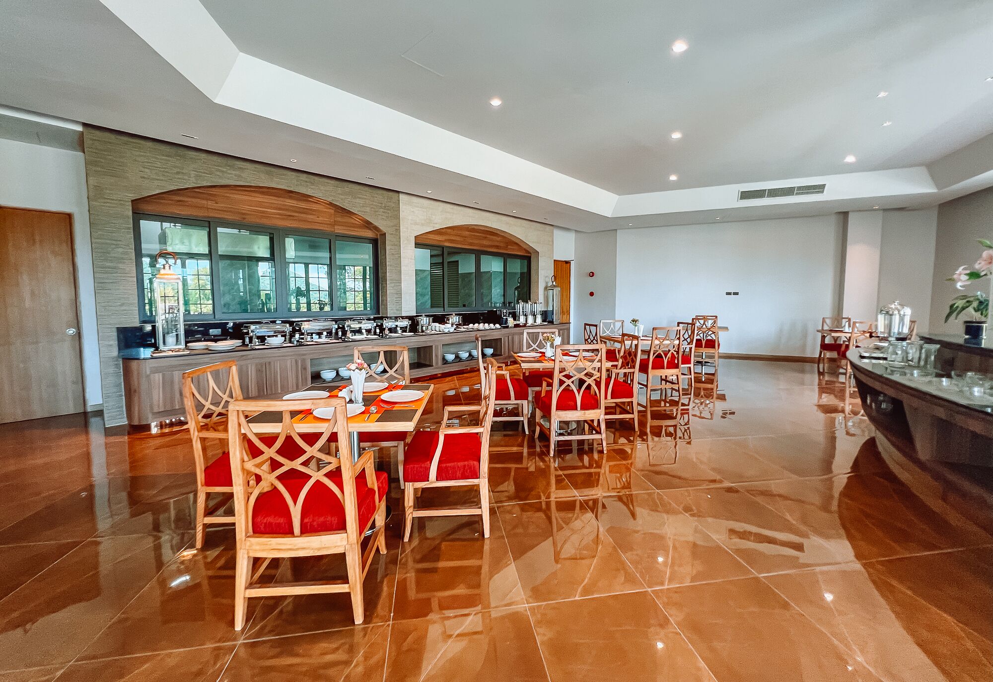 Grand Lord Hotel& Residence