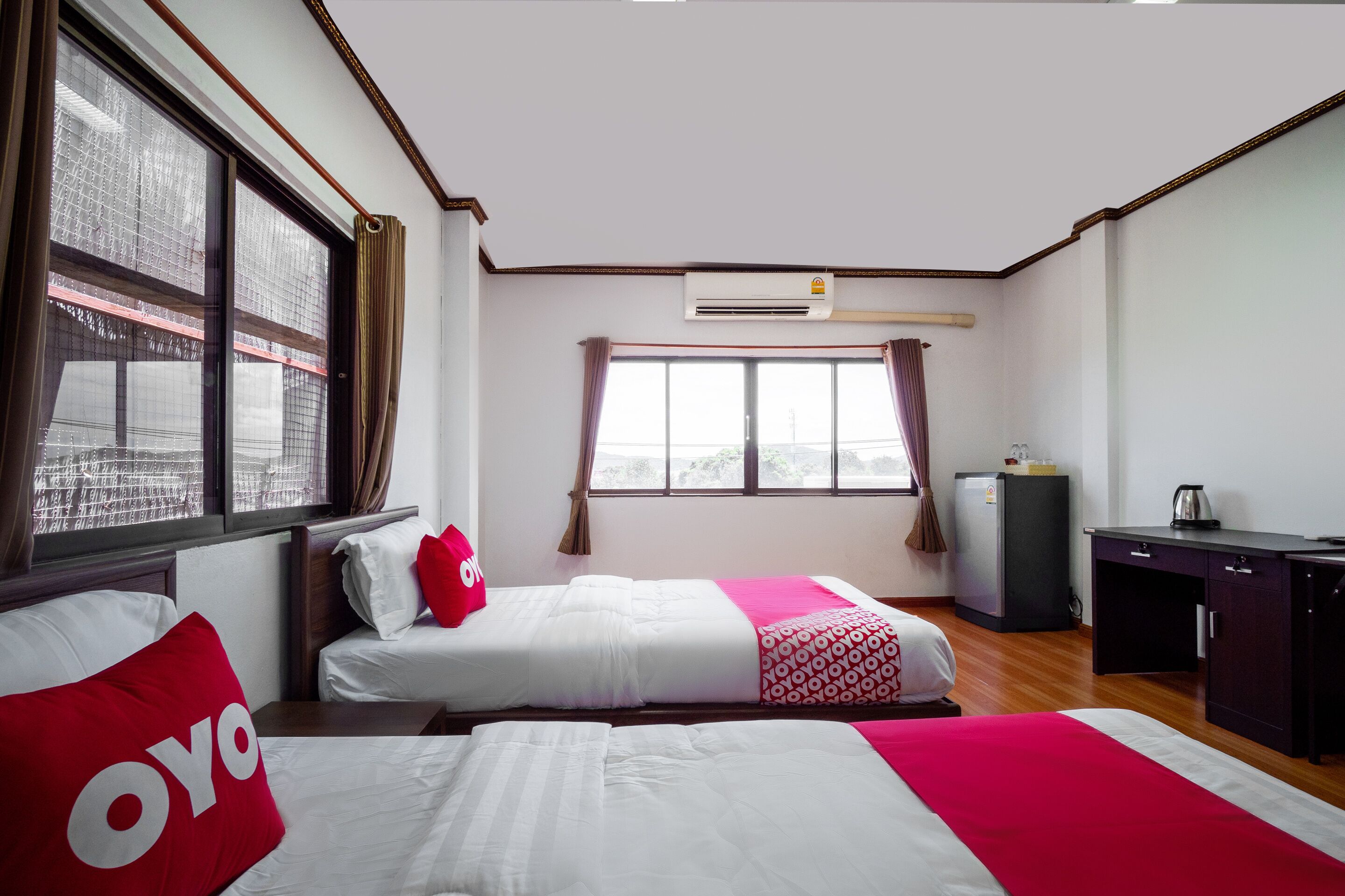 PK Residence by OYO Rooms