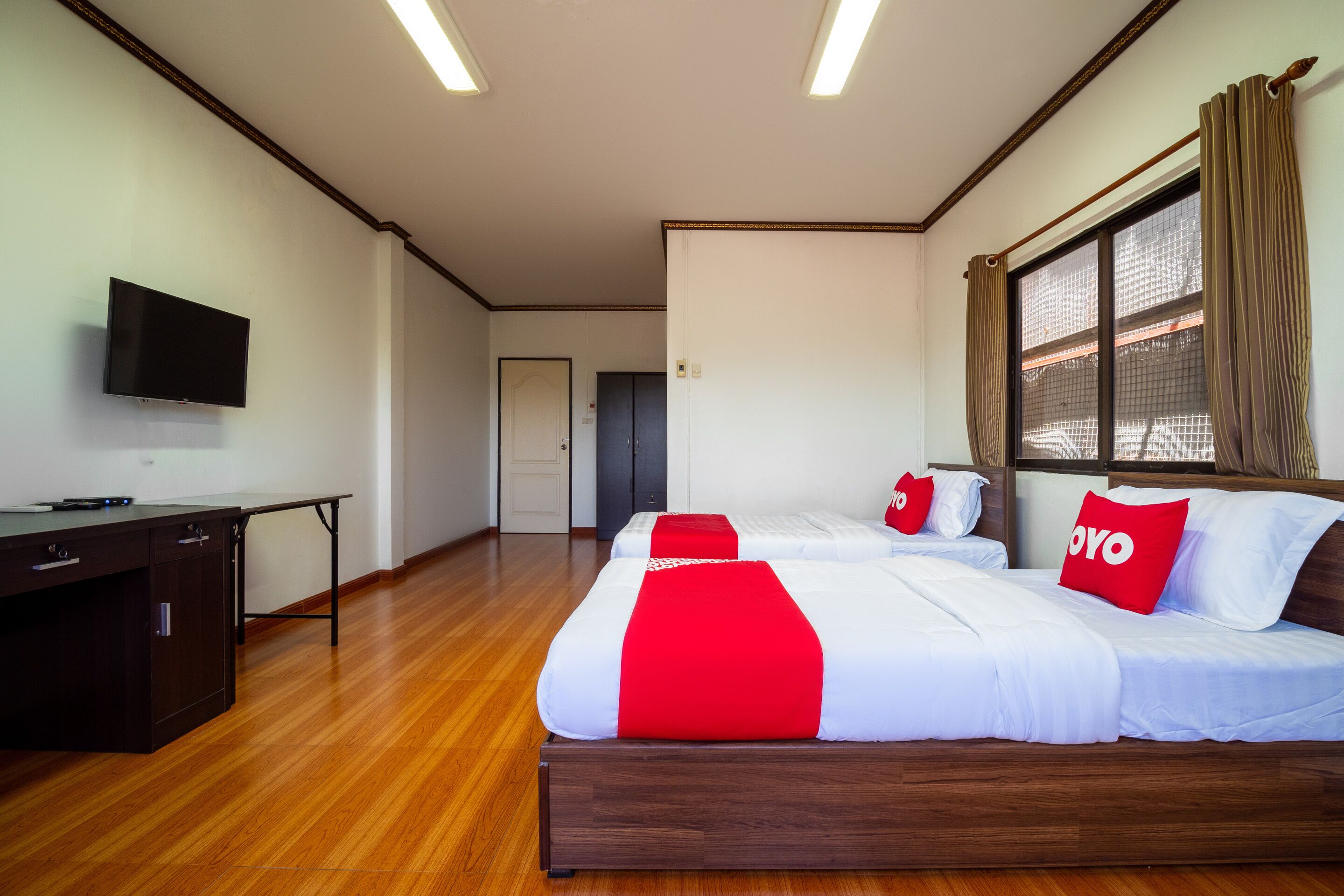 PK Residence by OYO Rooms