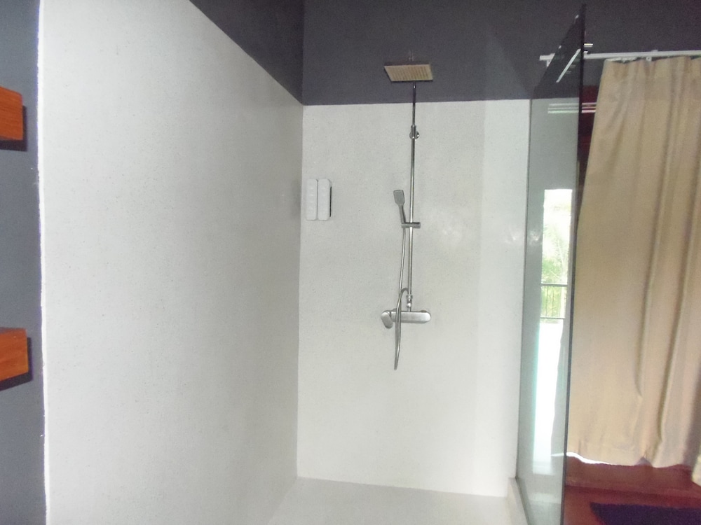 Sattahip Pool Villa