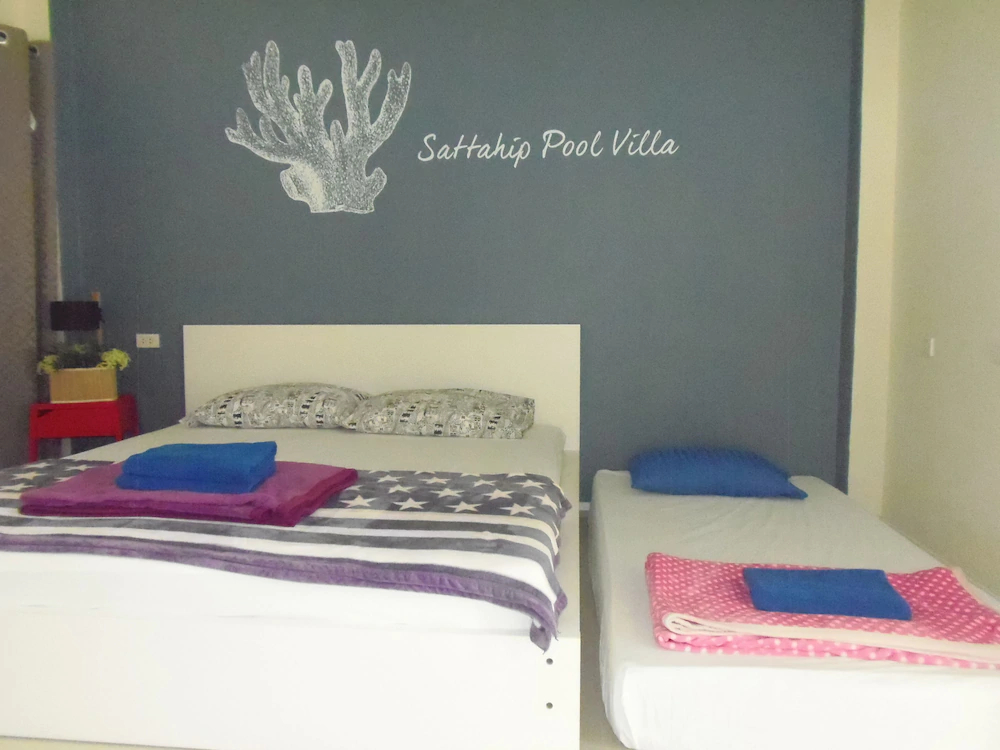 Sattahip Pool Villa