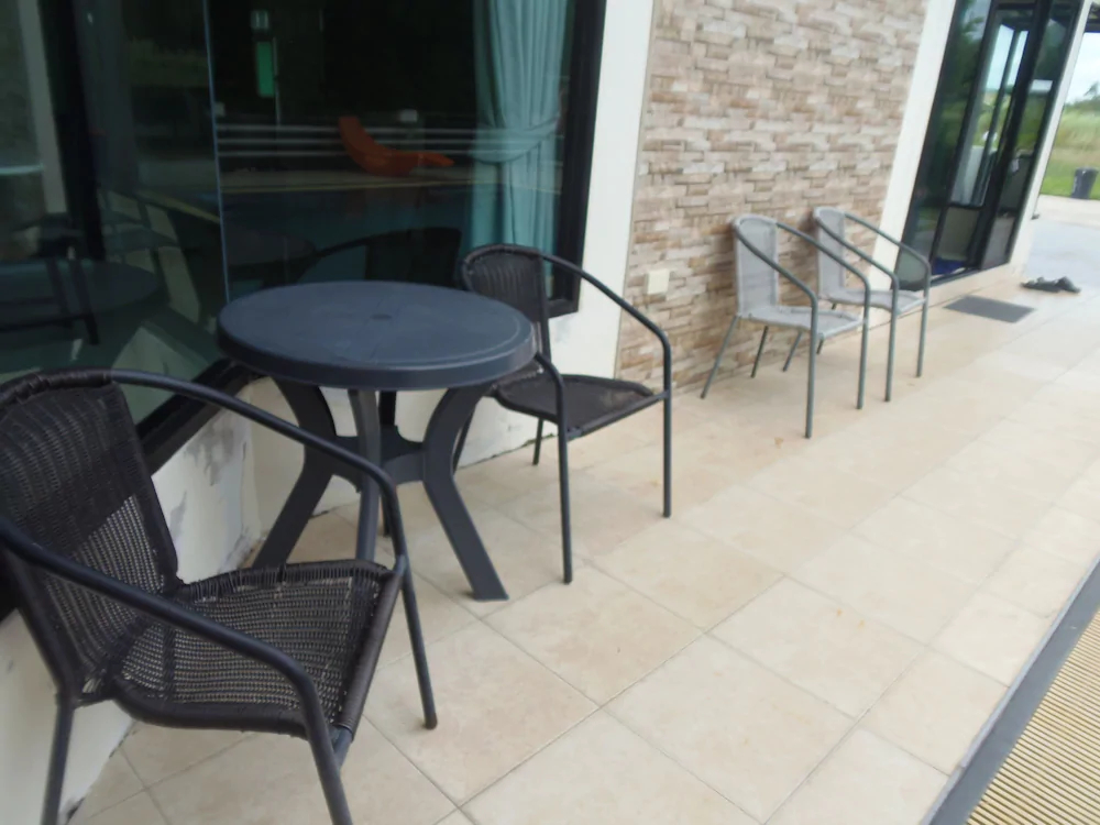 Sattahip Pool Villa
