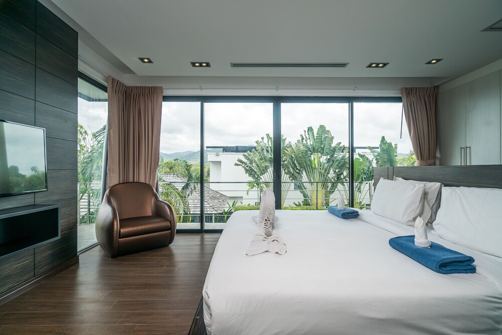 Diamond Villas by Lofty