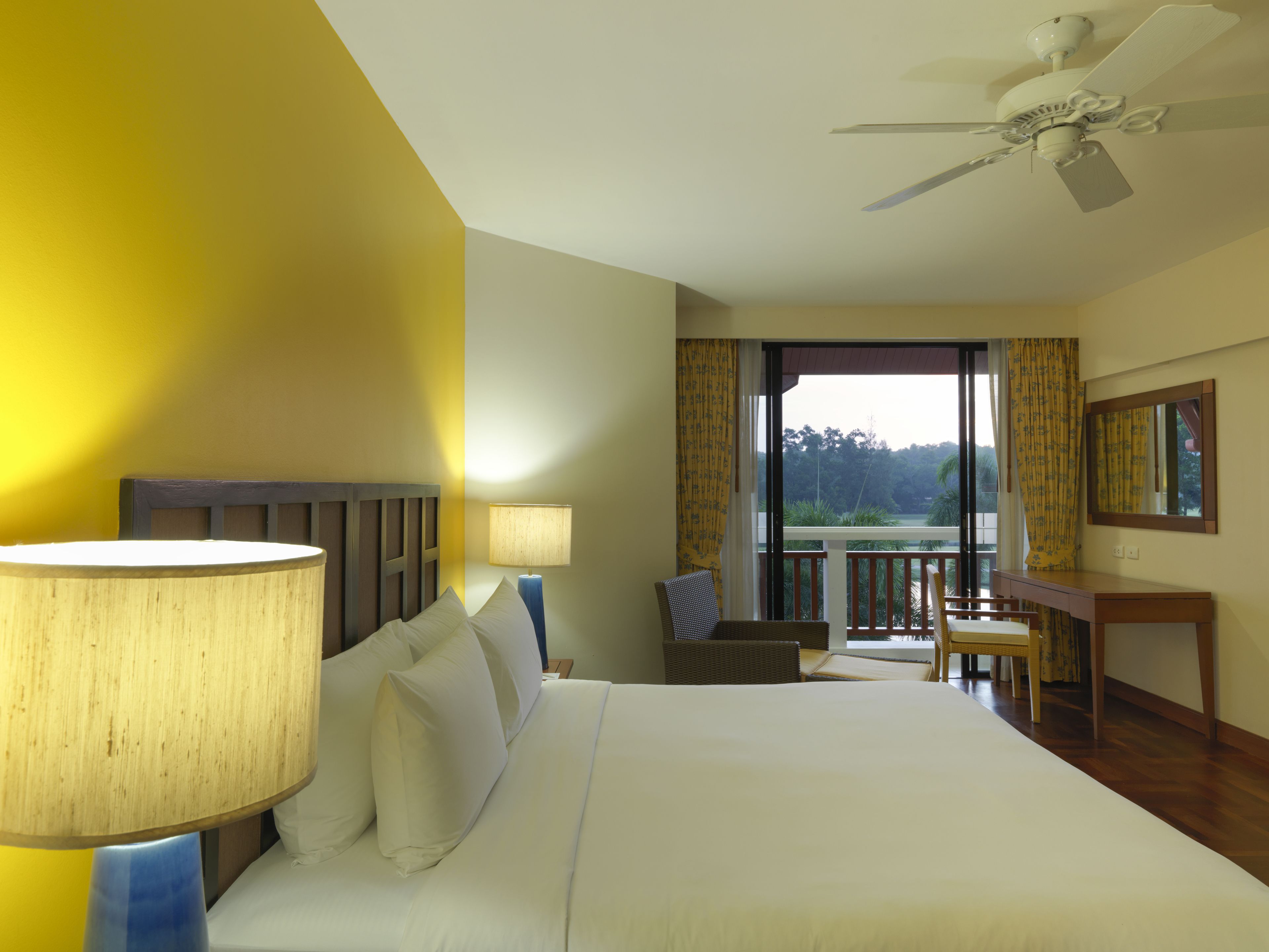 Homm Suites Laguna