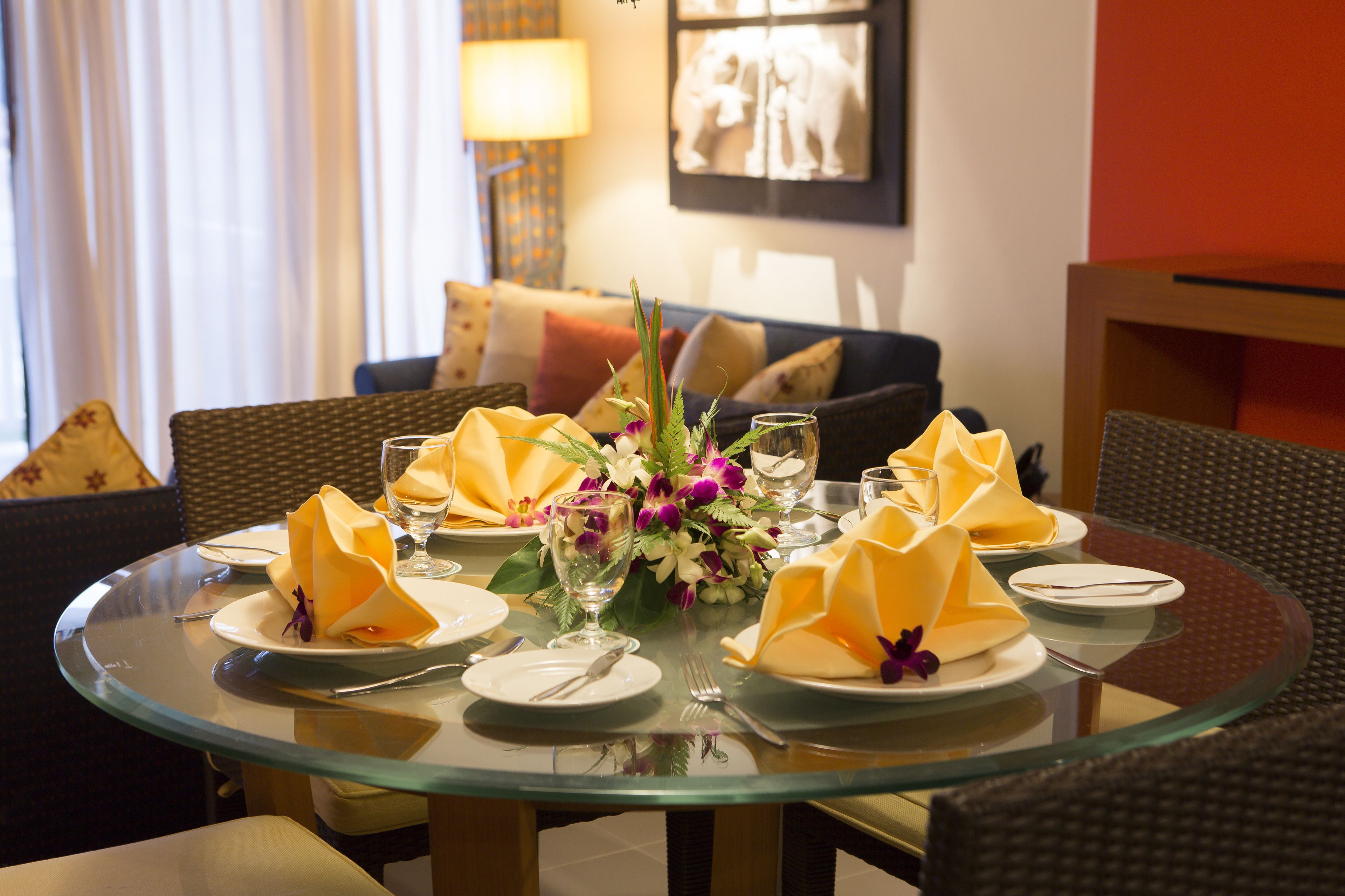 Homm Suites Laguna